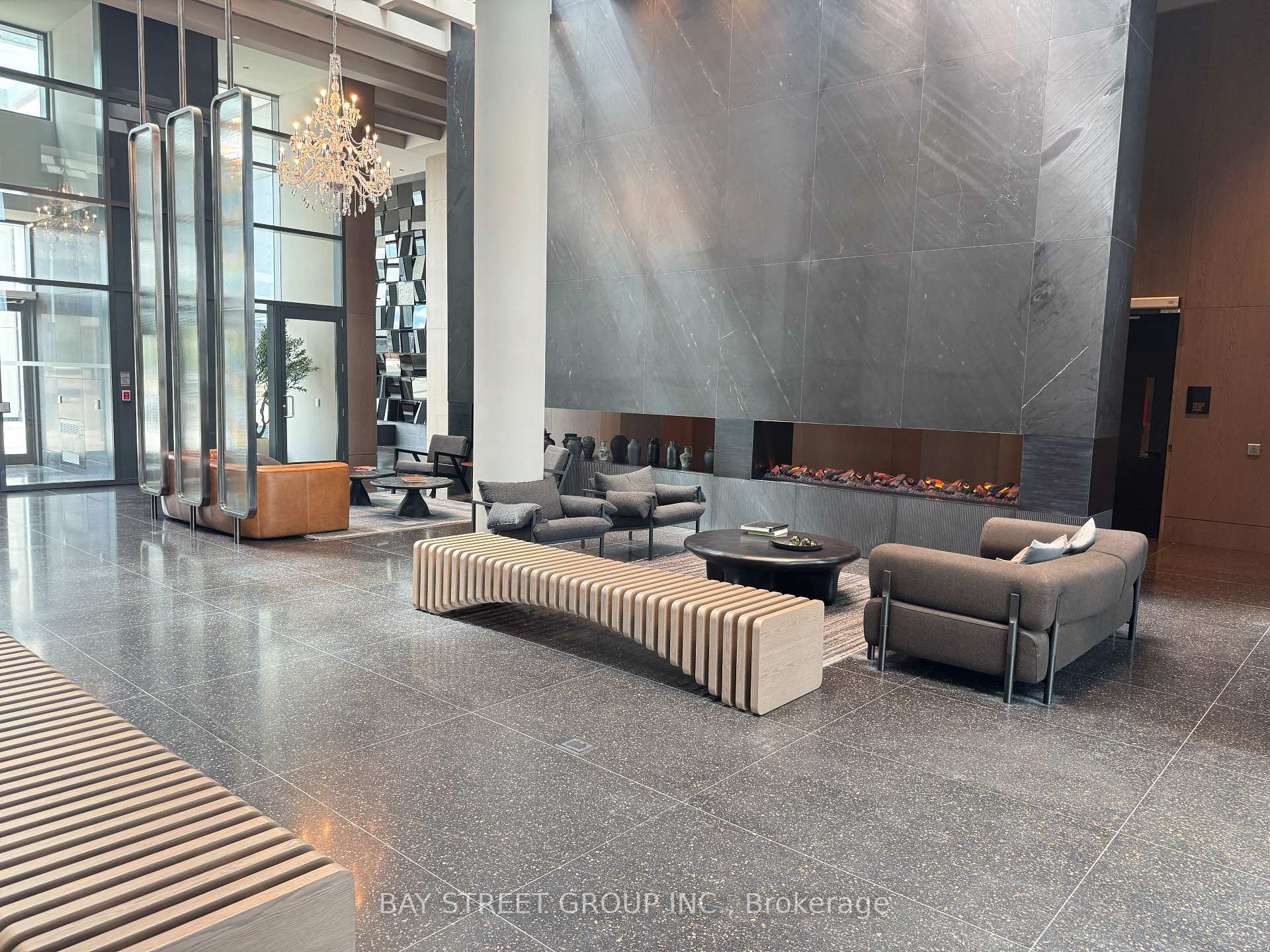 Photo 5 of Unit 5510, 8 Interchange Way, Vaughan, Vaughan Corporate Centre — HOMEH