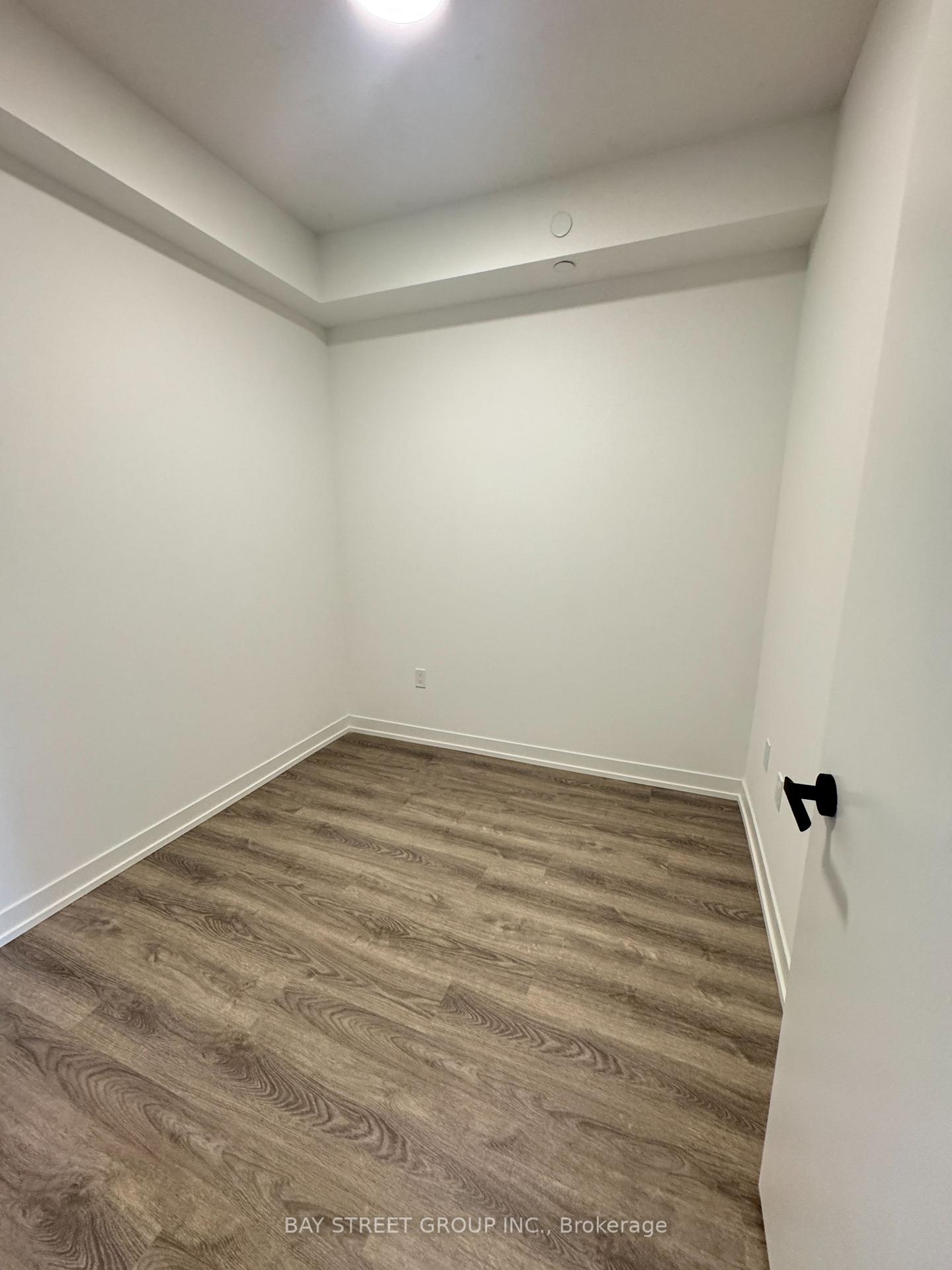 Photo 19 of Unit 5510, 8 Interchange Way, Vaughan, Vaughan Corporate Centre — HOMEH