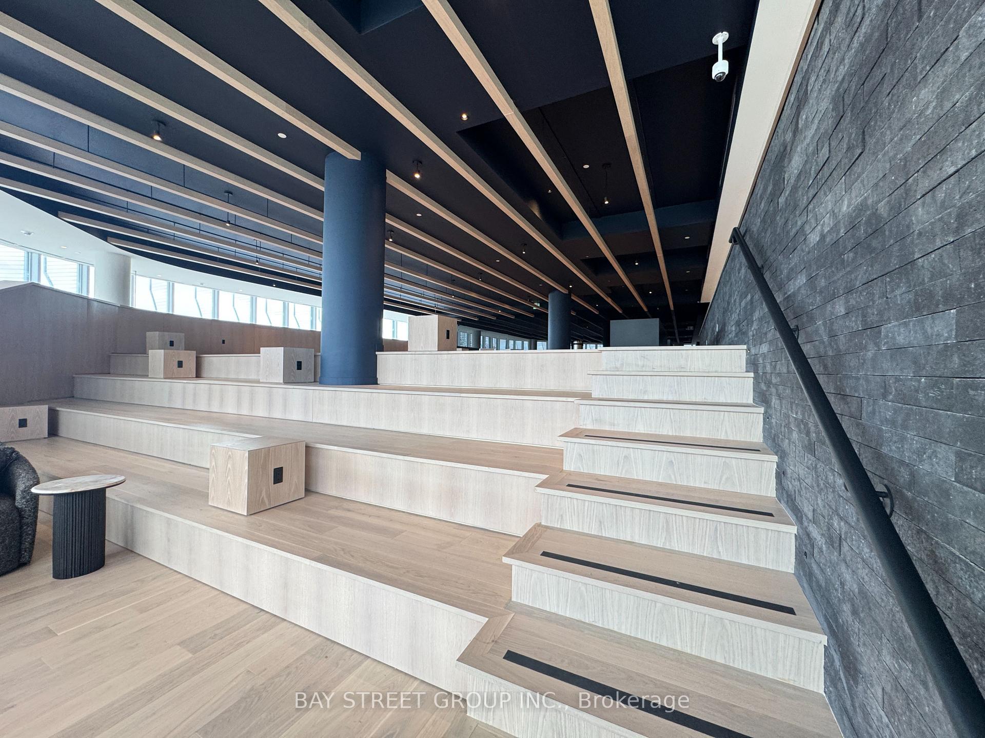 Photo 28 of Unit 5510, 8 Interchange Way, Vaughan, Vaughan Corporate Centre — HOMEH