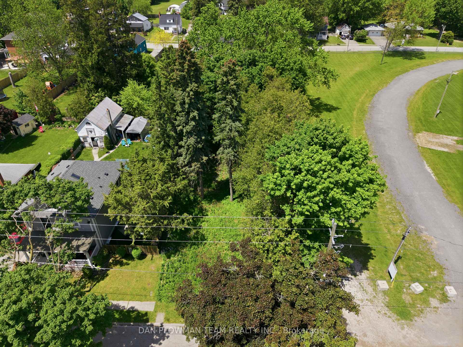 Photo 4 of 38 Park Street, Clarington, Orono — HOMEH