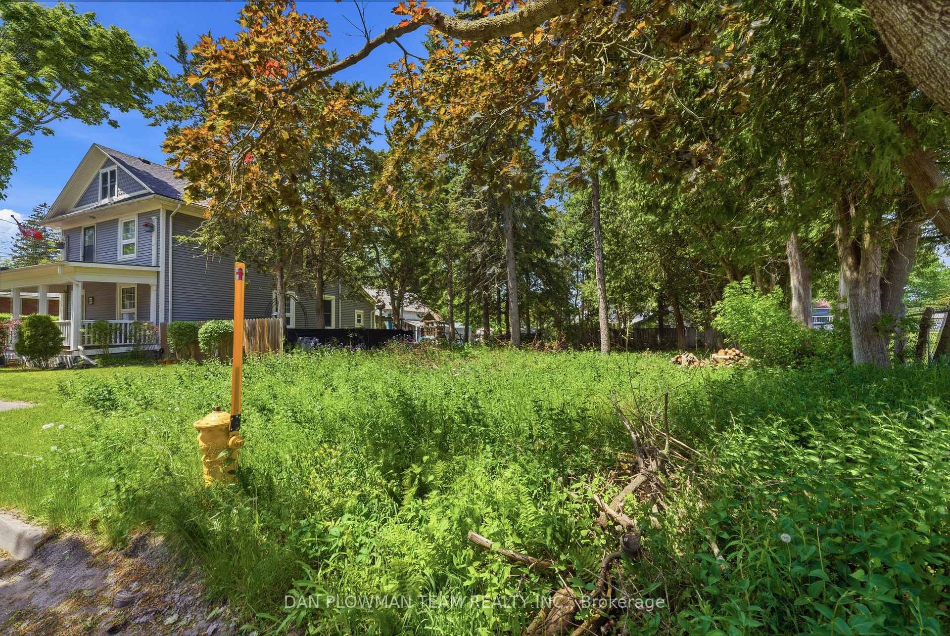 Photo 9 of 38 Park Street, Clarington, Orono — HOMEH