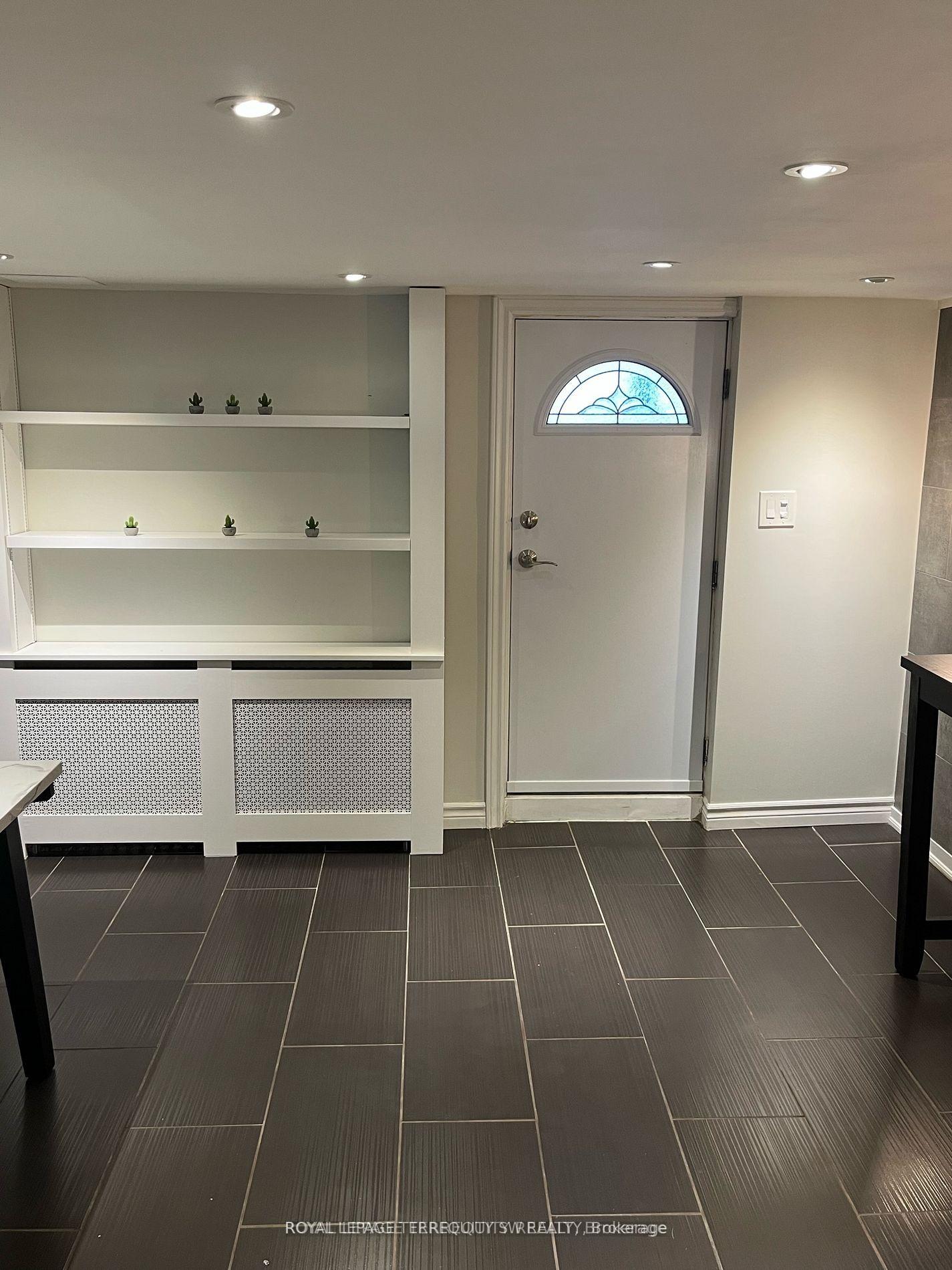 Photo 7 of Unit Bsmt, 31 Chamberlain Avenue, North York, Briar Hill-Belgravia — HOMEH