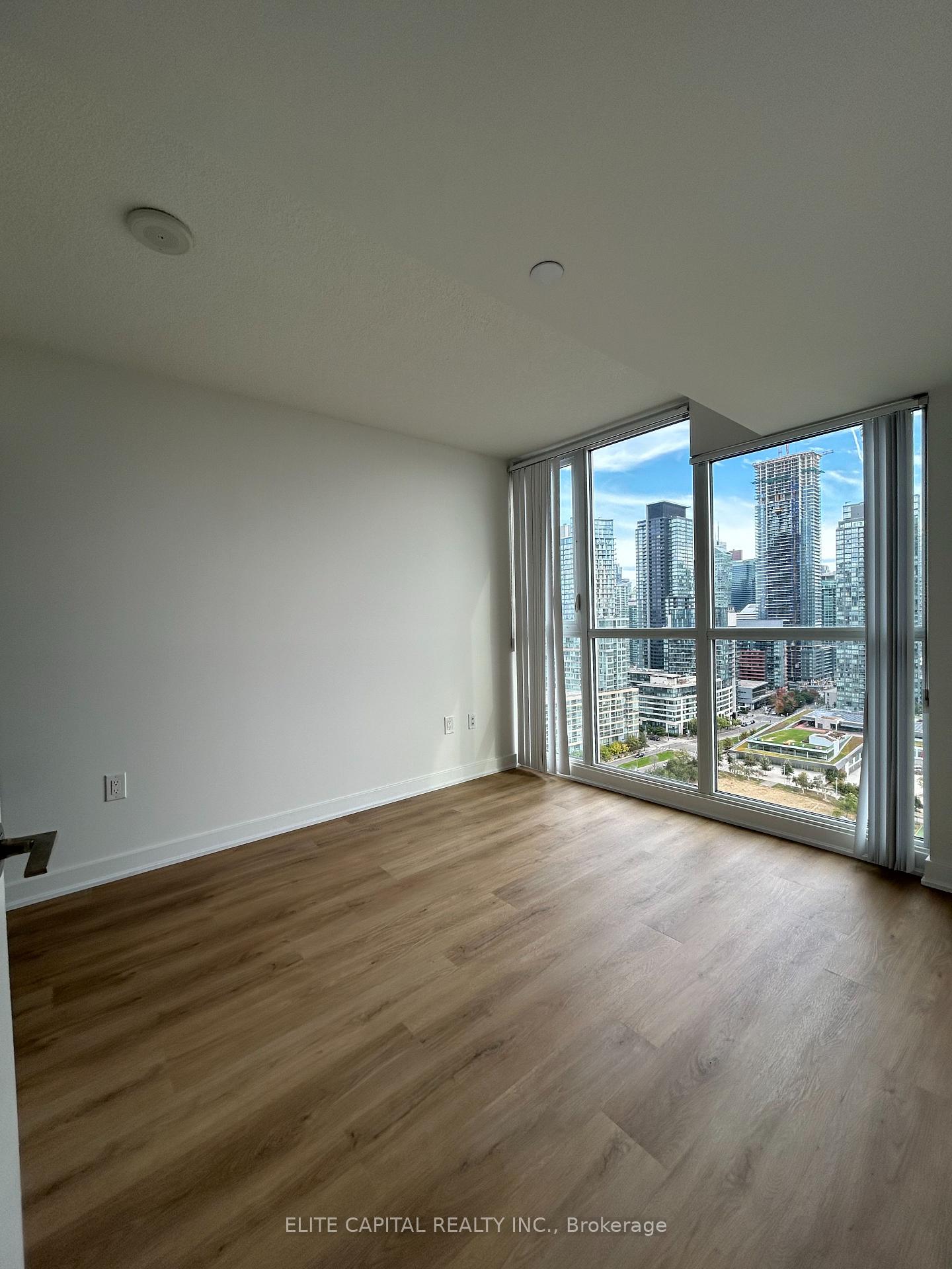 Photo 9 of Unit 2805, 75 Queens Wharf Road, Toronto, Waterfront Communities — HOMEH
