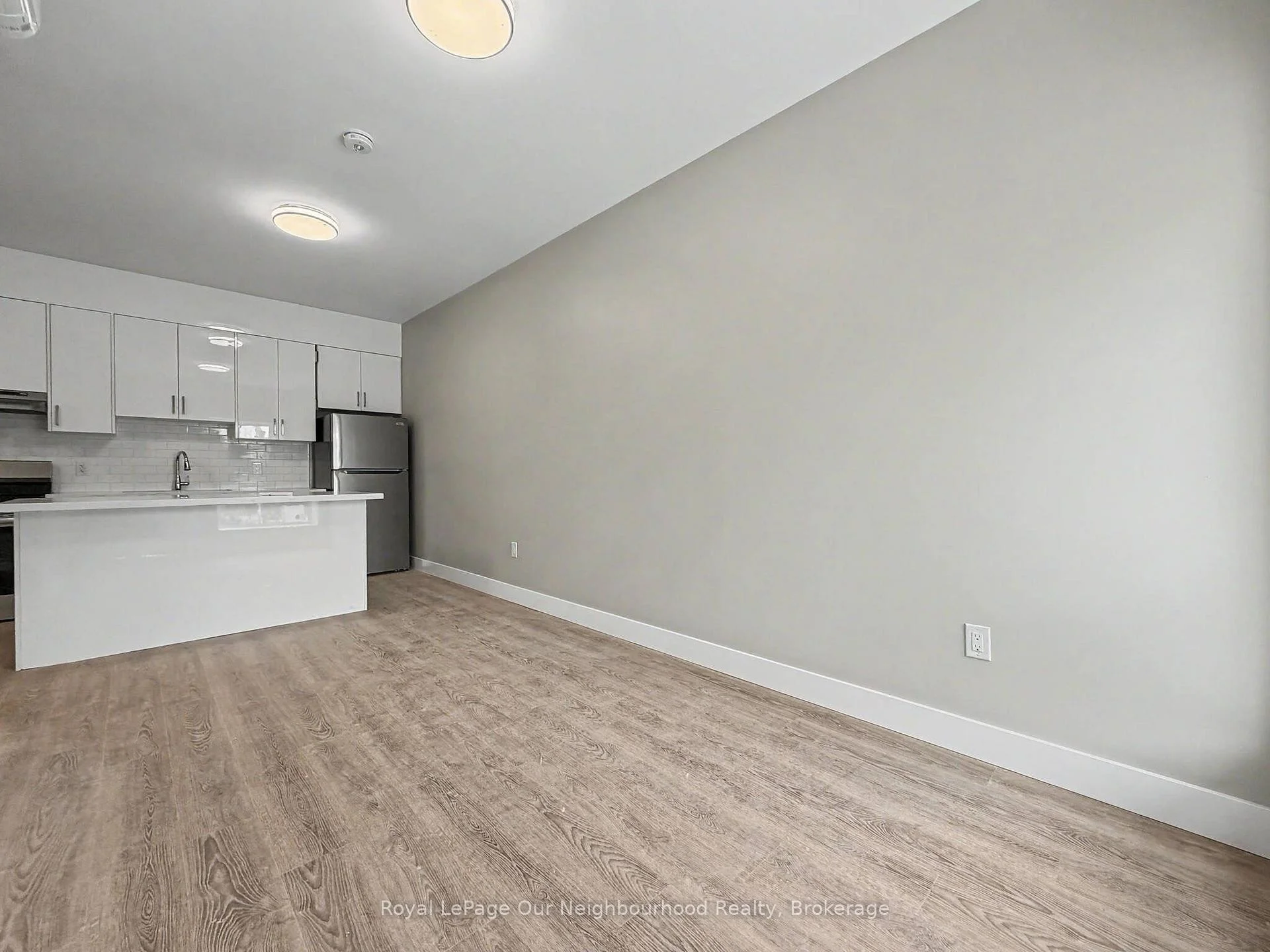 Photo 10 of Unit 2, 199 Pine Street, Tay, Waubaushene — HOMEH