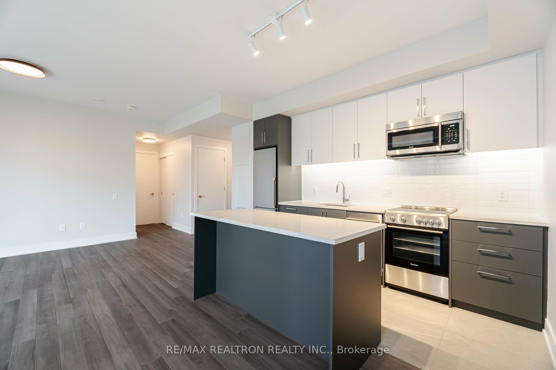 Photo 7 of Unit 514, 2525 Bathurst Street, Toronto, Forest Hill North — HOMEH