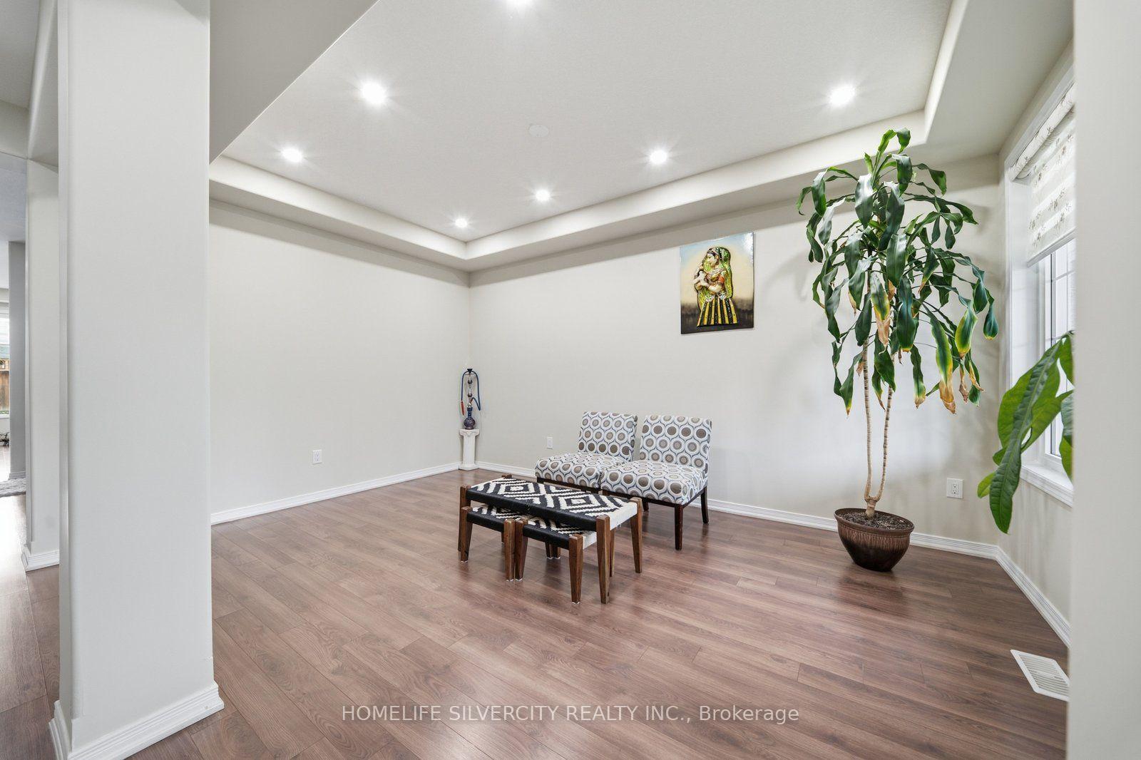 Photo 8 of 57 Cheevers Road, Brantford, Empire South — HOMEH