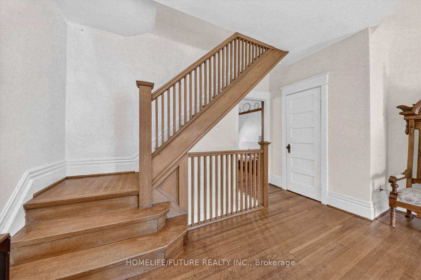 Photo 12 of 56 Sparkhall Avenue, Toronto, North Riverdale — HOMEH