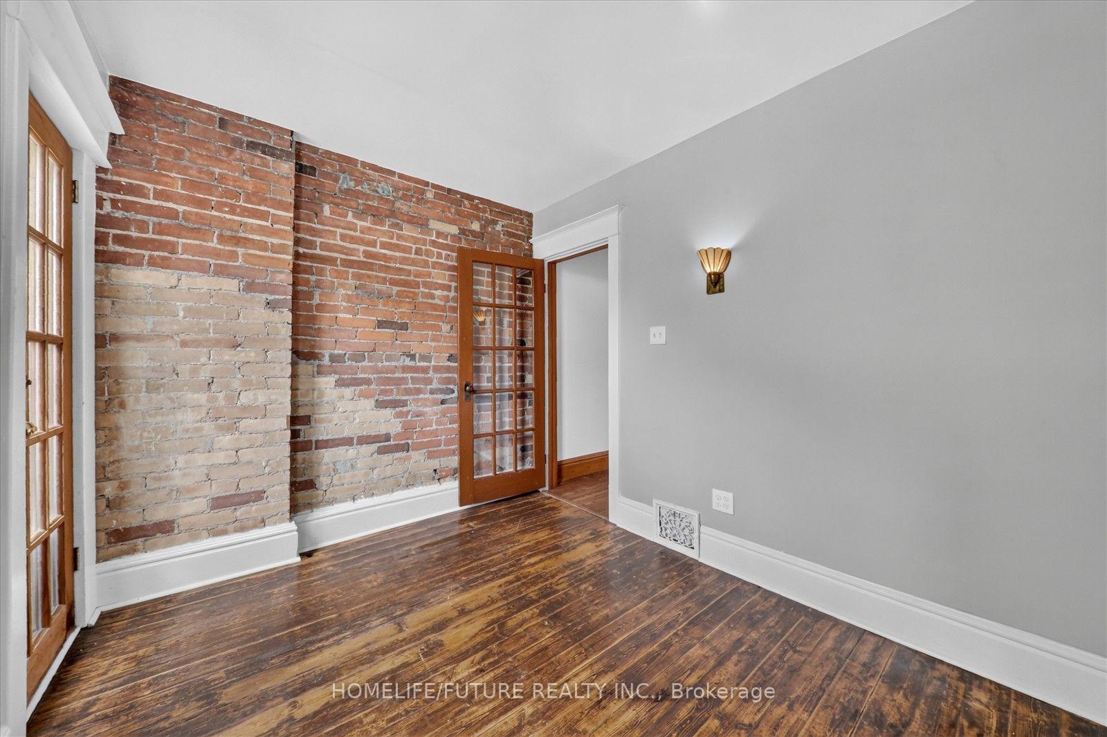 Photo 30 of 56 Sparkhall Avenue, Toronto, North Riverdale — HOMEH
