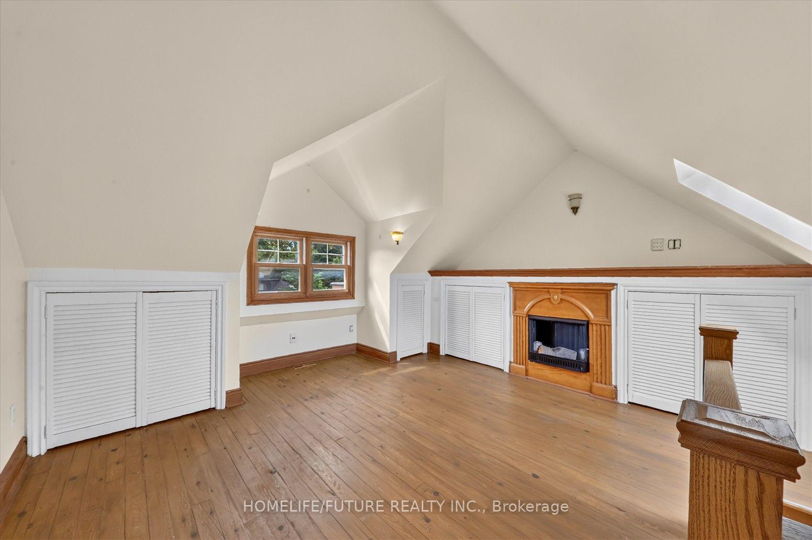 Photo 32 of 56 Sparkhall Avenue, Toronto, North Riverdale — HOMEH