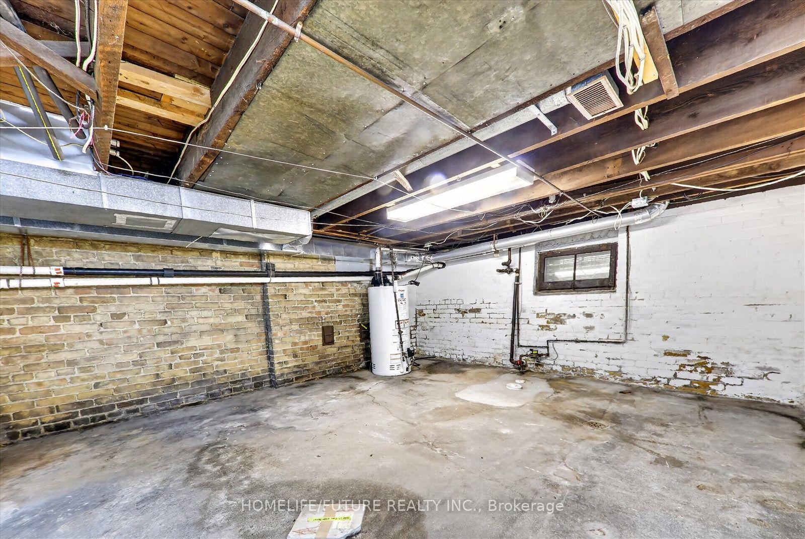 Photo 34 of 56 Sparkhall Avenue, Toronto, North Riverdale — HOMEH