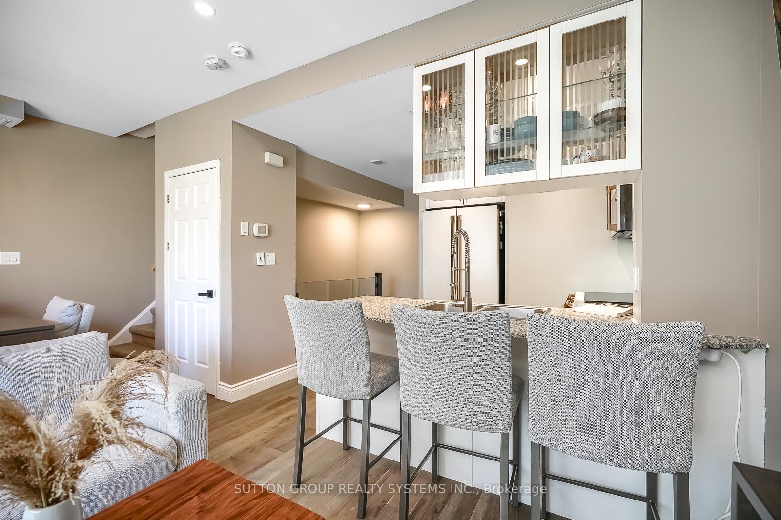 Photo 13 of Unit 323, 32 Stadium Road, Toronto, Niagara — HOMEH