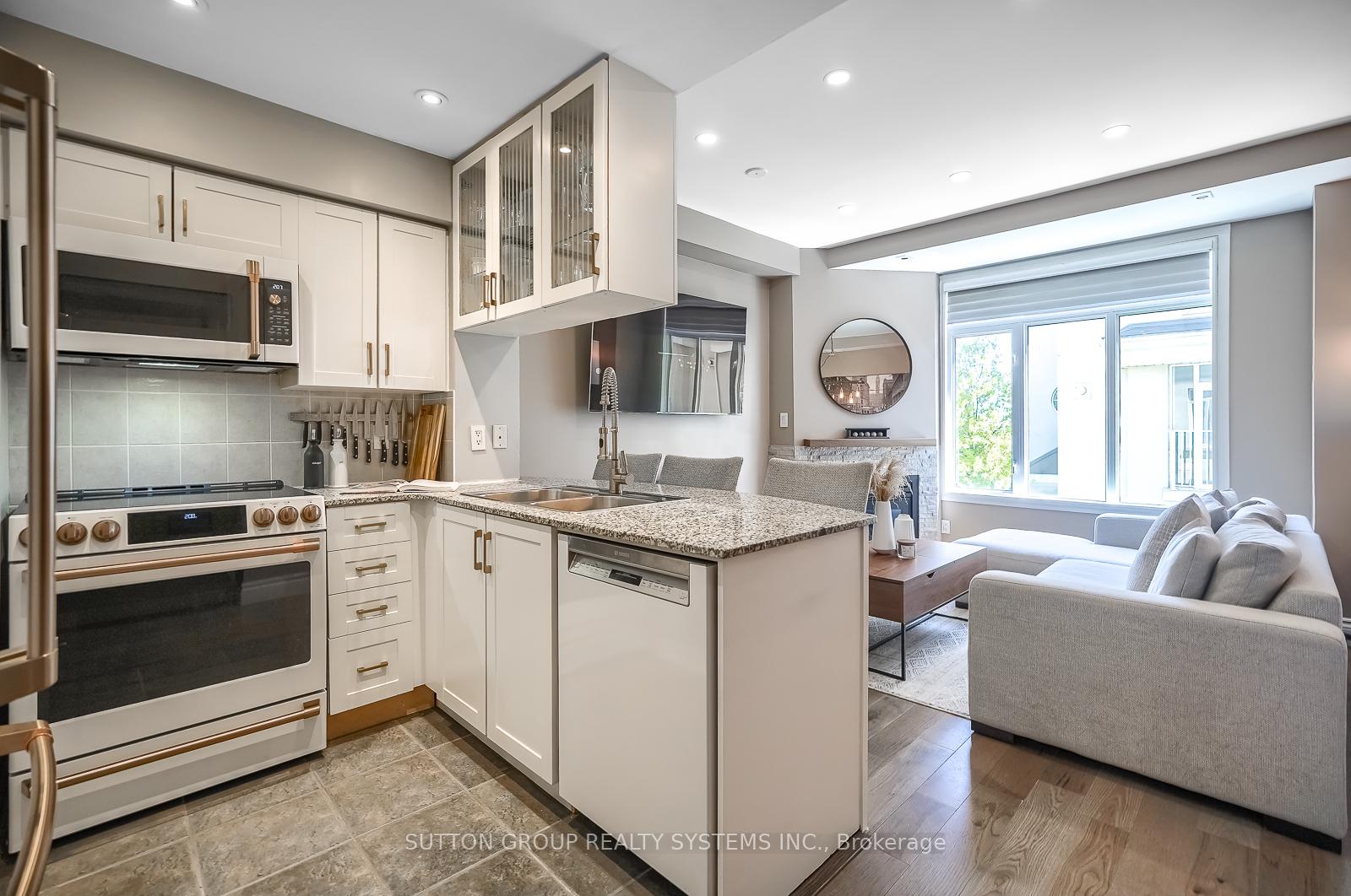 Photo 16 of Unit 323, 32 Stadium Road, Toronto, Niagara — HOMEH