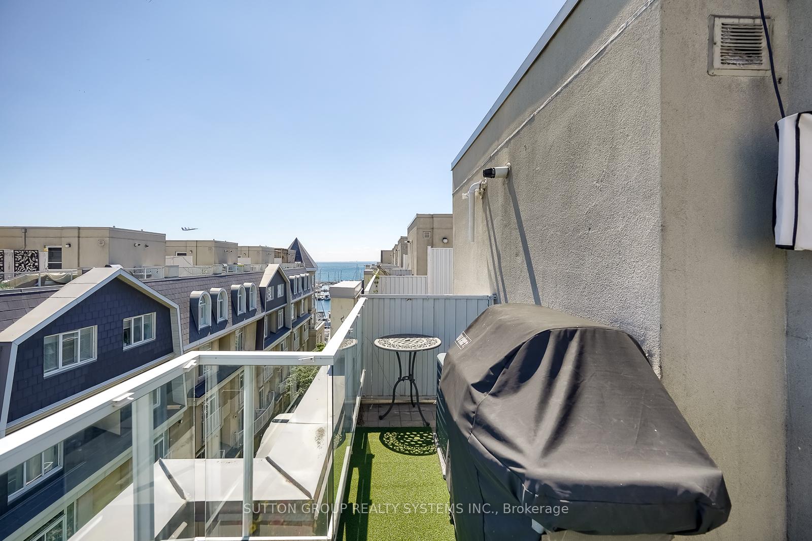 Photo 35 of Unit 323, 32 Stadium Road, Toronto, Niagara — HOMEH