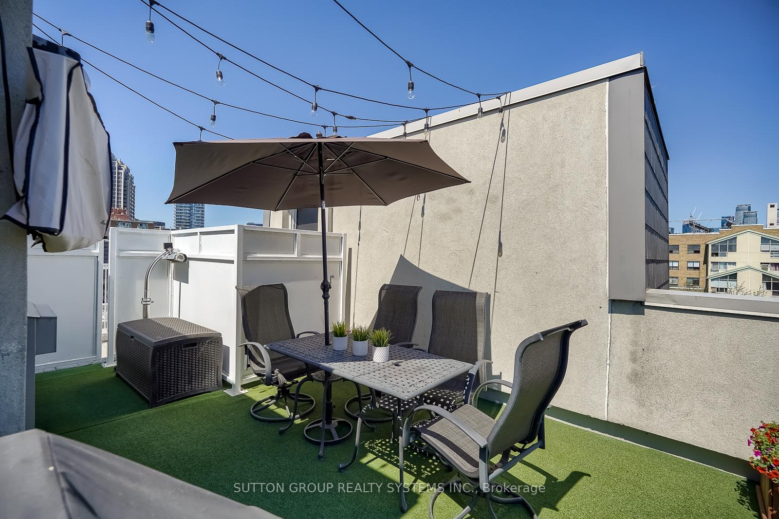 Photo 37 of Unit 323, 32 Stadium Road, Toronto, Niagara — HOMEH