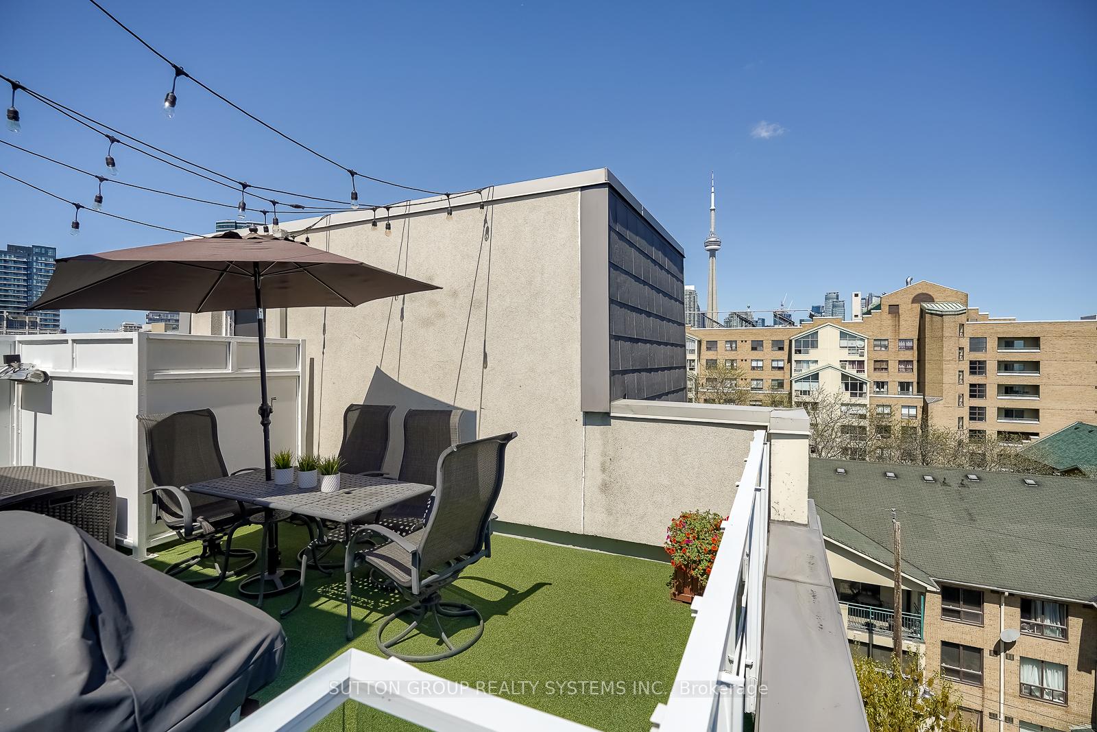 Photo 38 of Unit 323, 32 Stadium Road, Toronto, Niagara — HOMEH