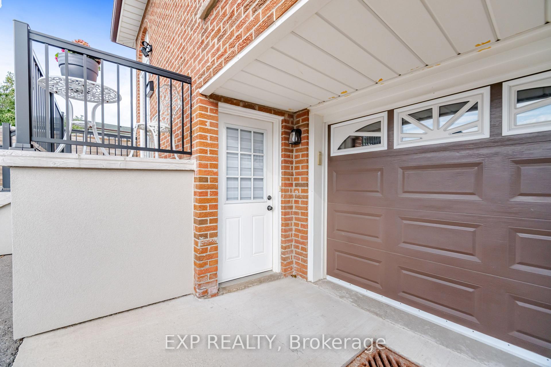 Photo 31 of 106 Hanson Road, Mississauga, Fairview — HOMEH