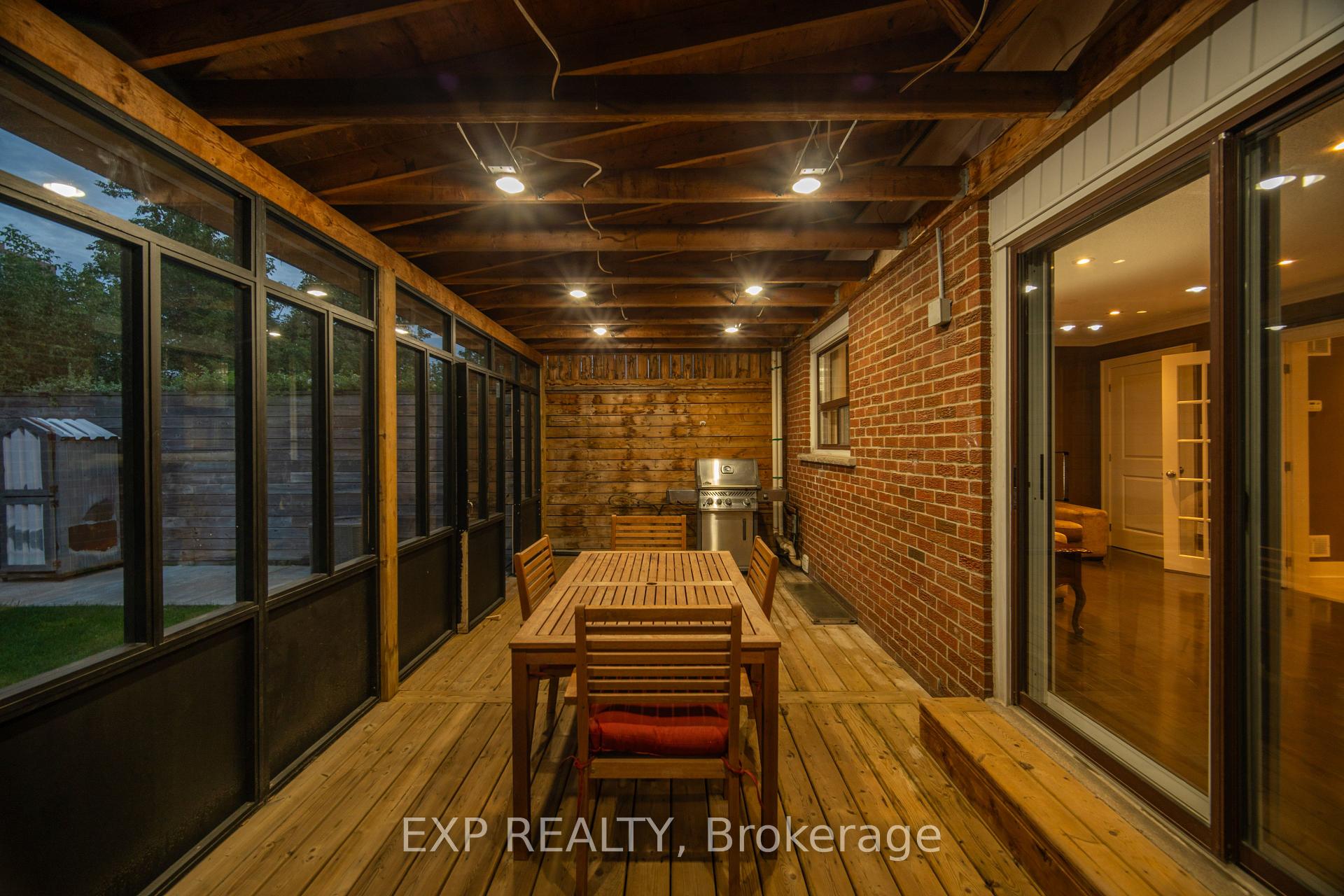 Photo 43 of 106 Hanson Road, Mississauga, Fairview — HOMEH