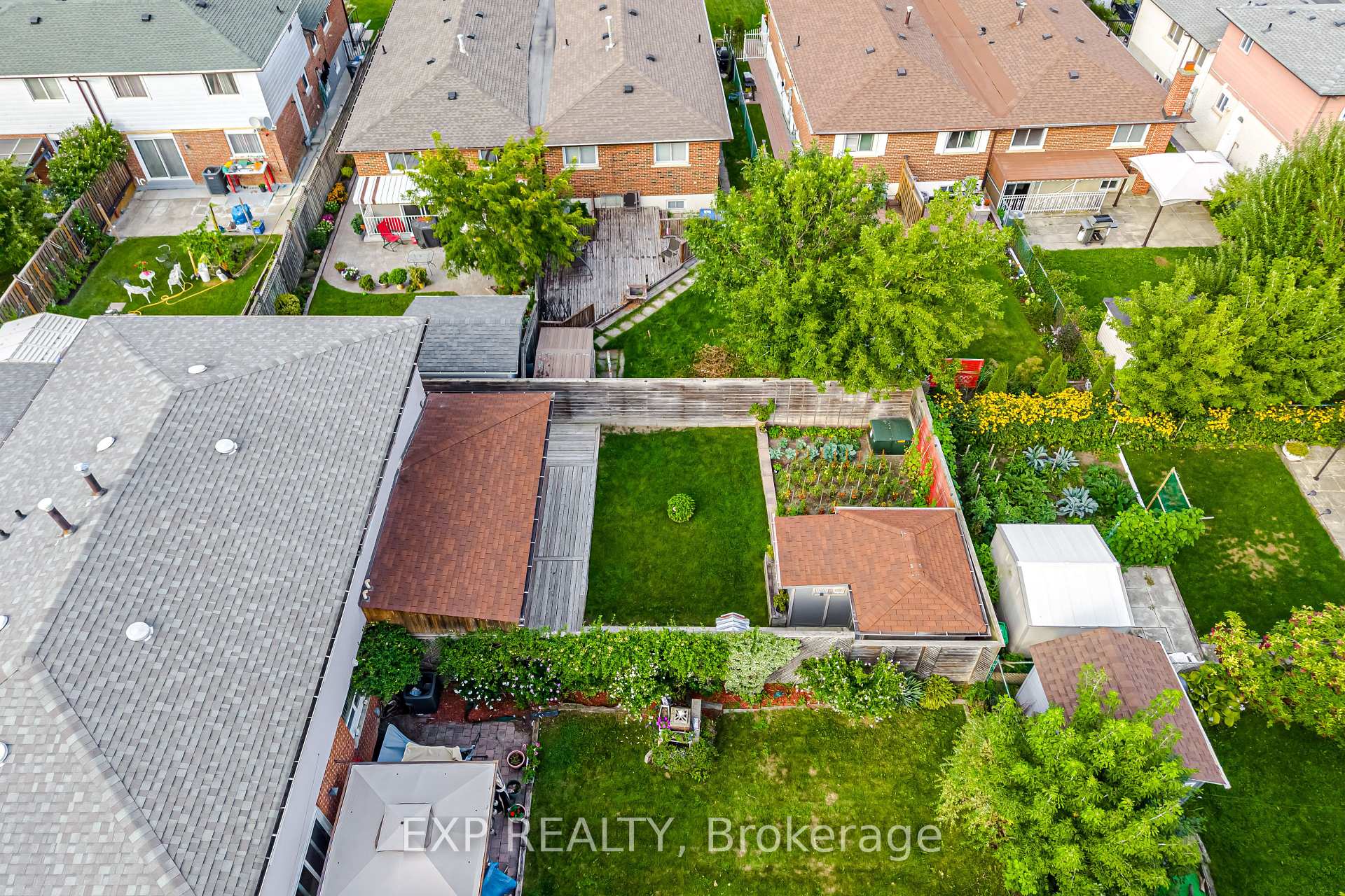 Photo 49 of 106 Hanson Road, Mississauga, Fairview — HOMEH