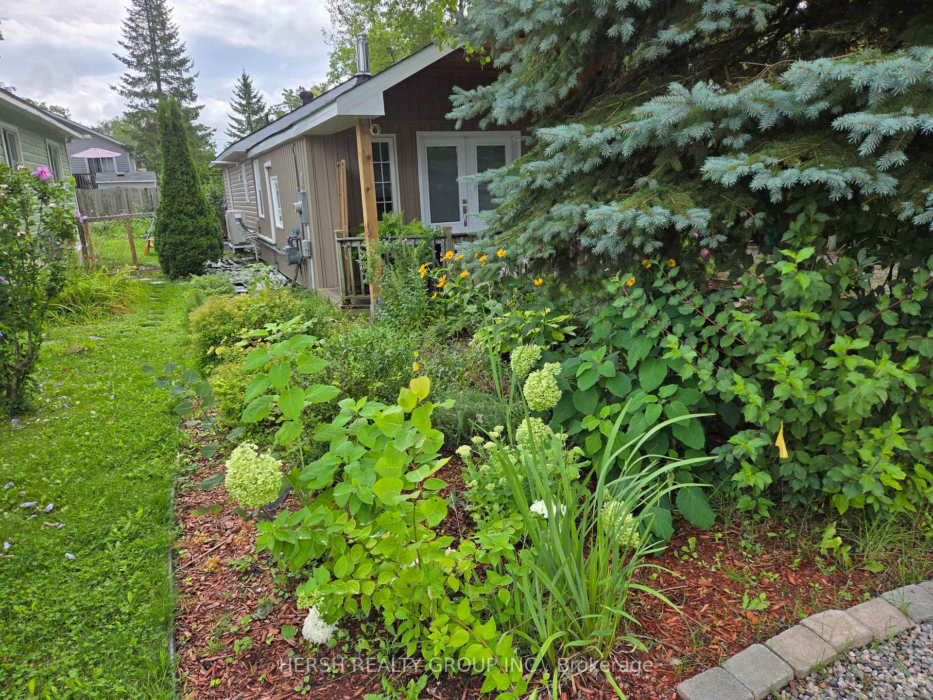 Photo 11 of 47 68th Street, Wasaga Beach — HOMEH