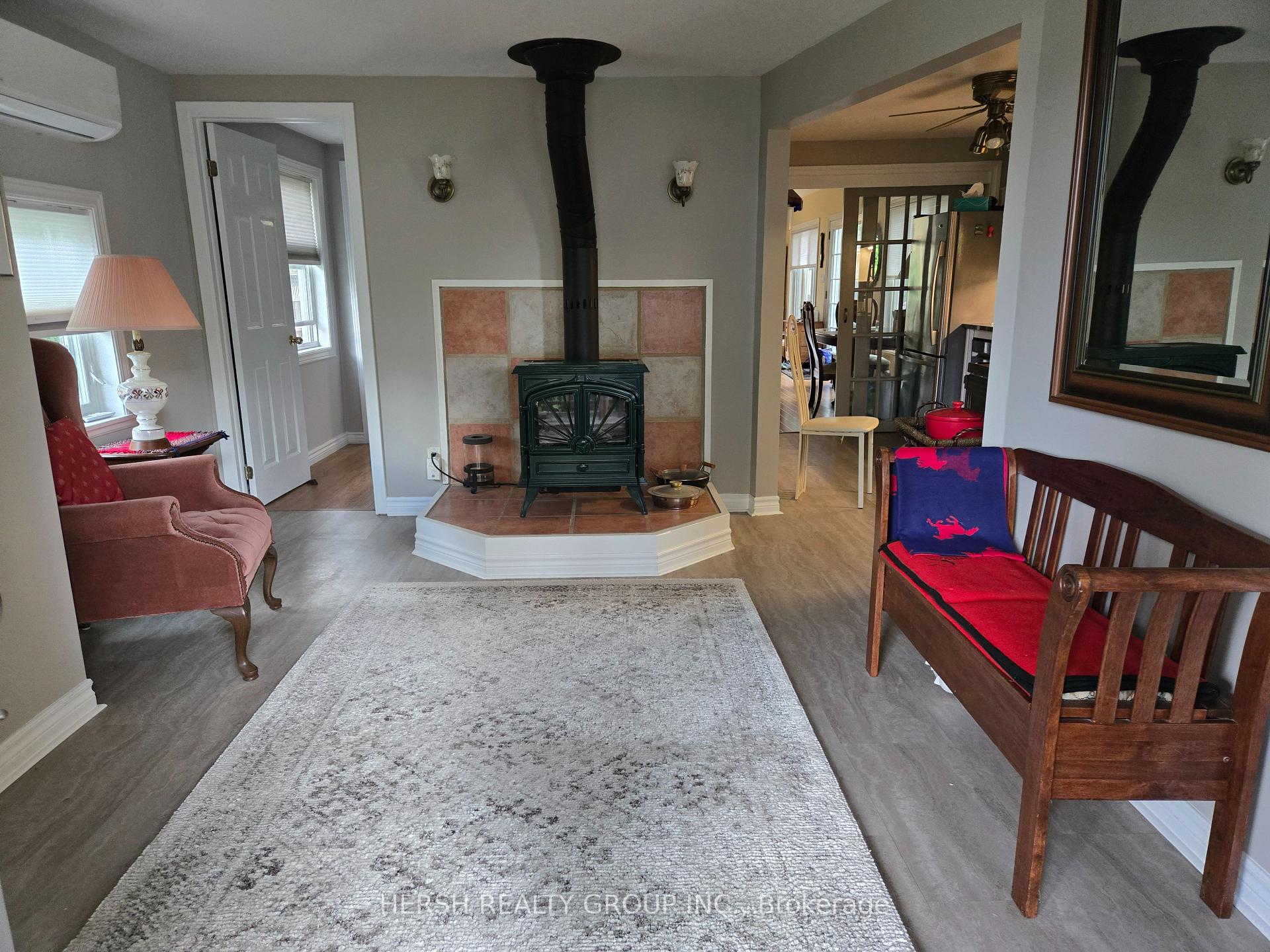 Photo 12 of 47 68th Street, Wasaga Beach — HOMEH