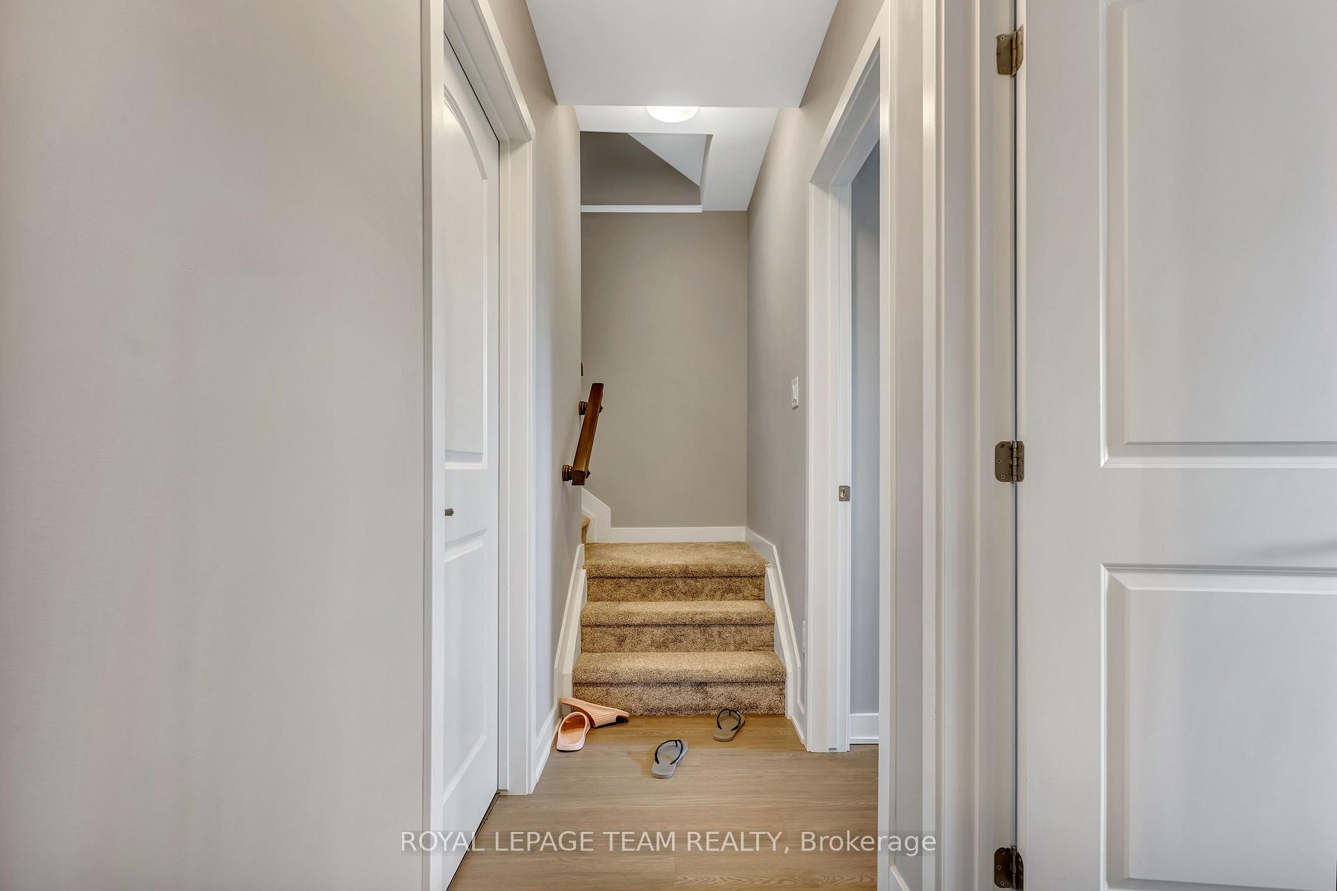 Photo 11 of 512 Mishi Private, Ottawa, CFB Rockcliffe and Area — HOMEH