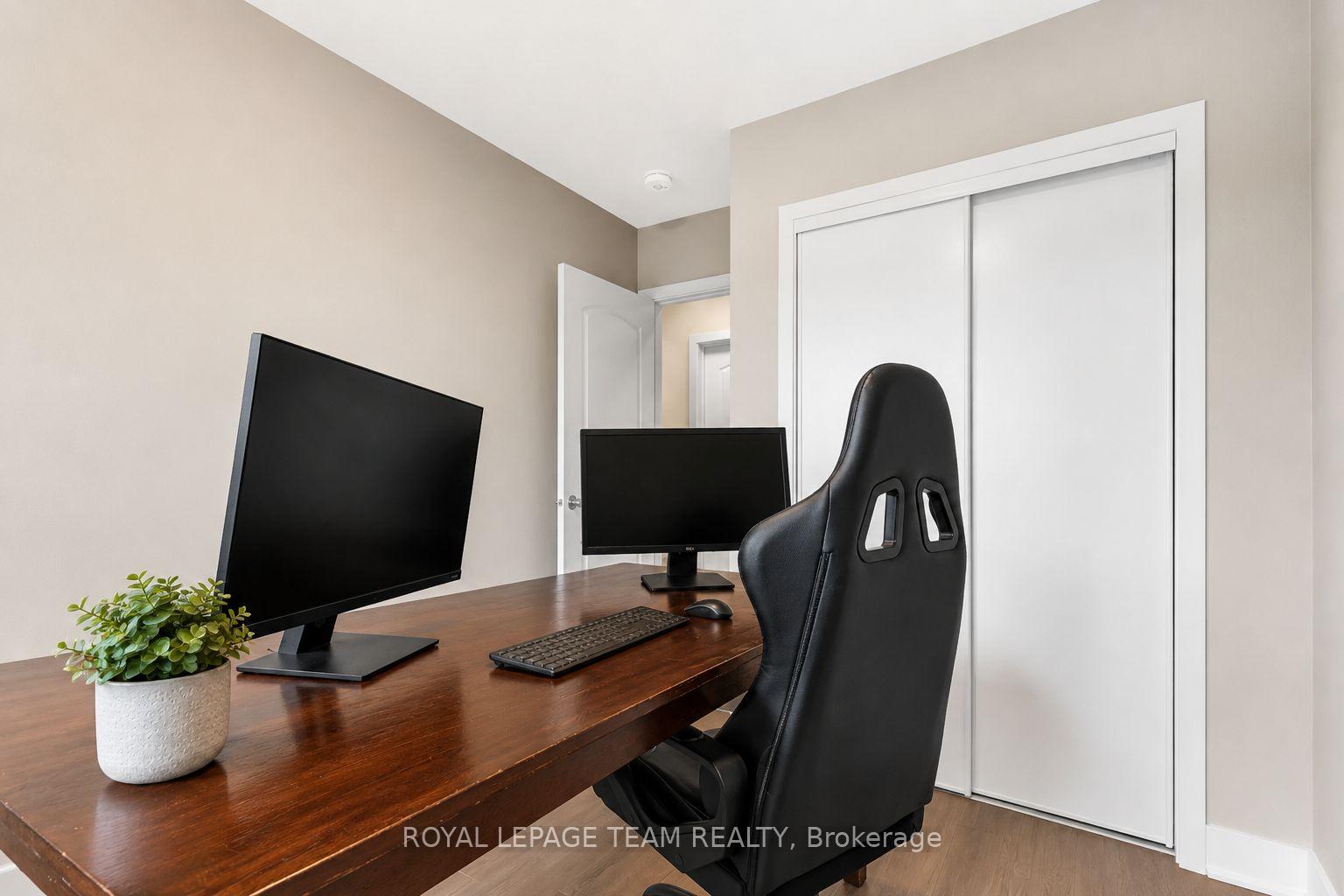 Photo 15 of 512 Mishi Private, Ottawa, CFB Rockcliffe and Area — HOMEH