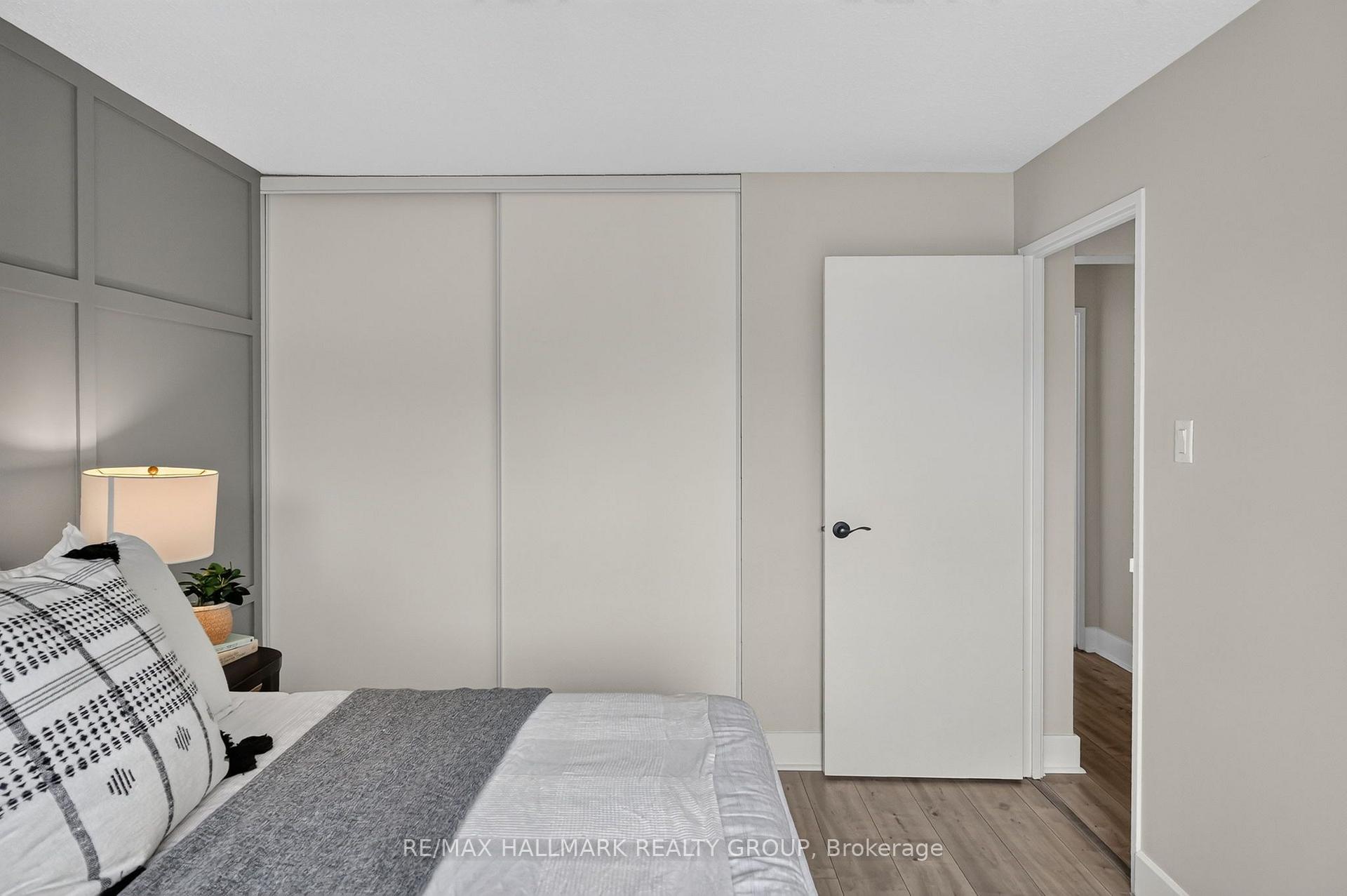Photo 21 of 2998 Fairlea Crescent, Ottawa, Heron Gate/Industrial Park — HOMEH