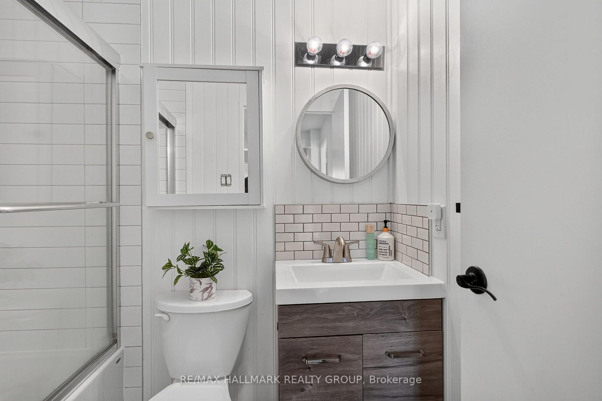 Photo 22 of 2998 Fairlea Crescent, Ottawa, Heron Gate/Industrial Park — HOMEH