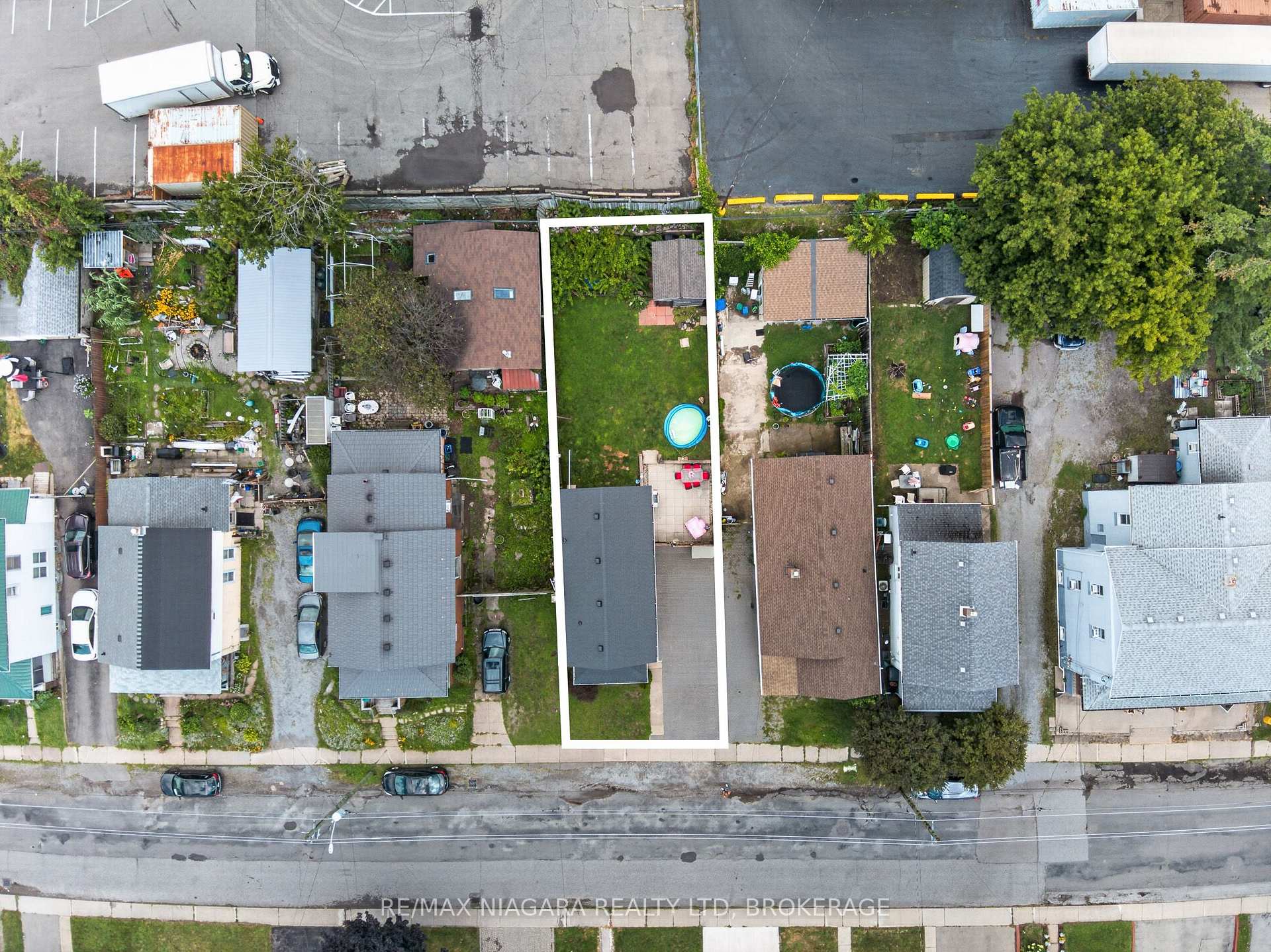 Photo 7 of 6303 Ker Street, Niagara Falls, Dorchester — HOMEH