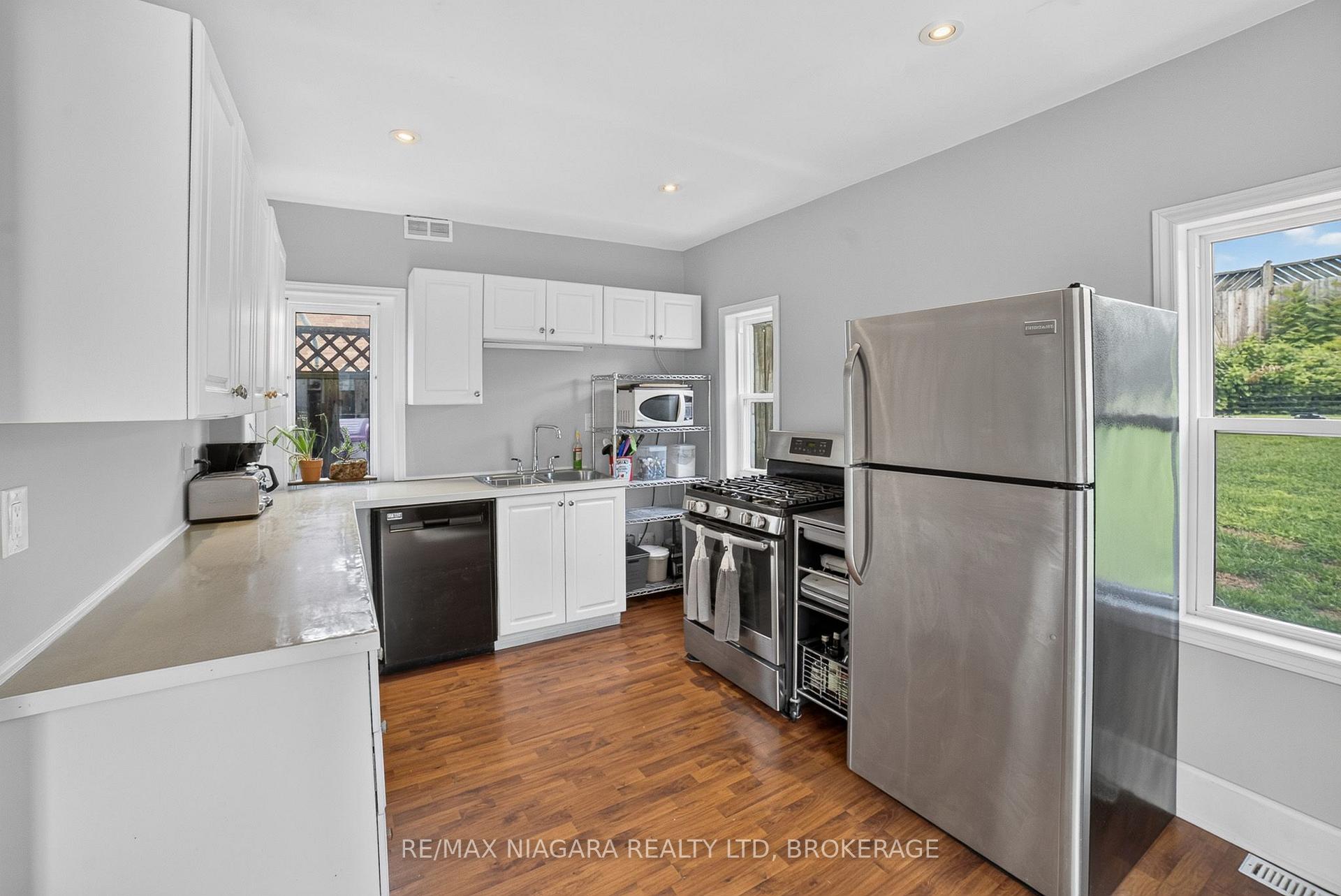 Photo 21 of 6303 Ker Street, Niagara Falls, Dorchester — HOMEH