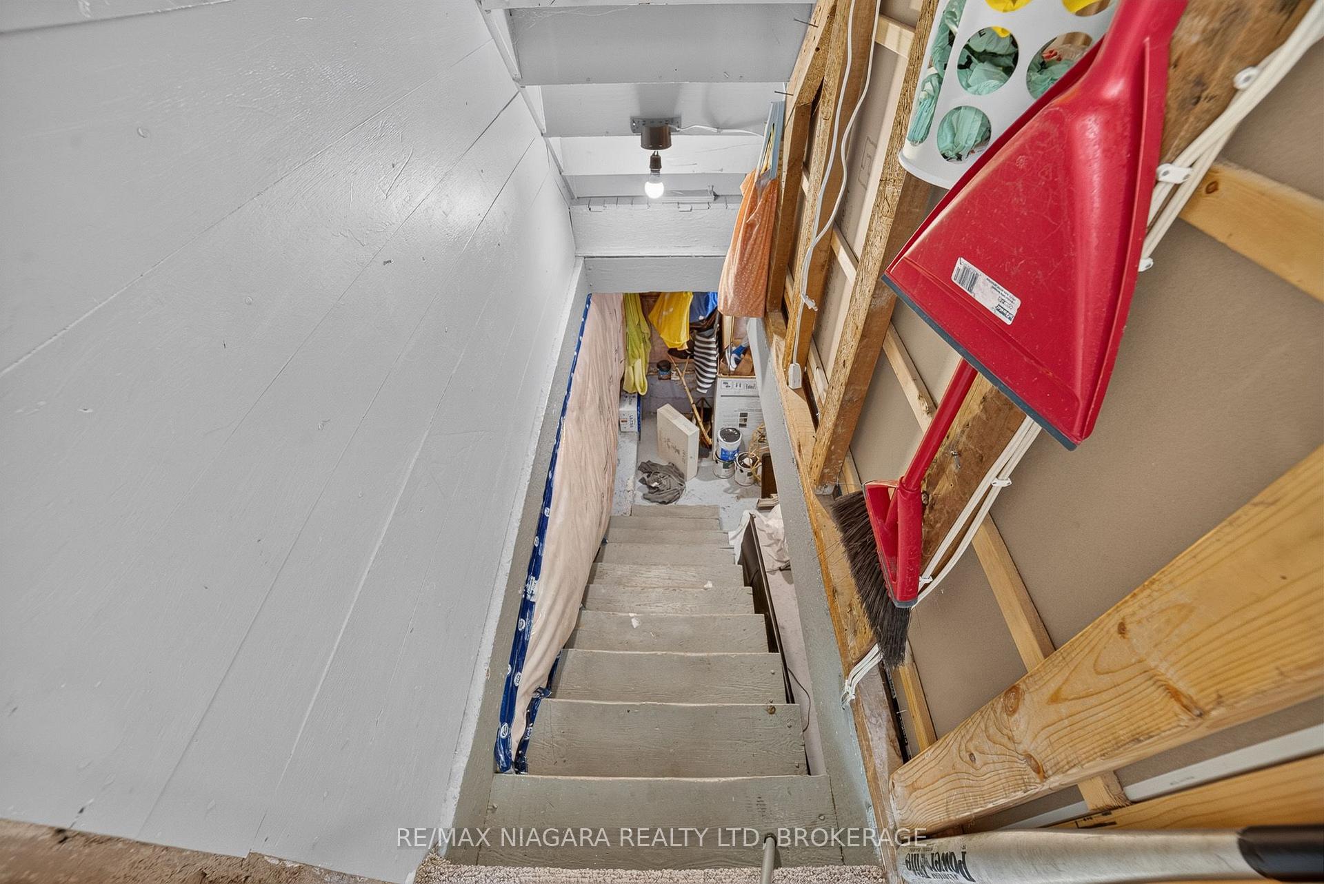 Photo 35 of 6303 Ker Street, Niagara Falls, Dorchester — HOMEH
