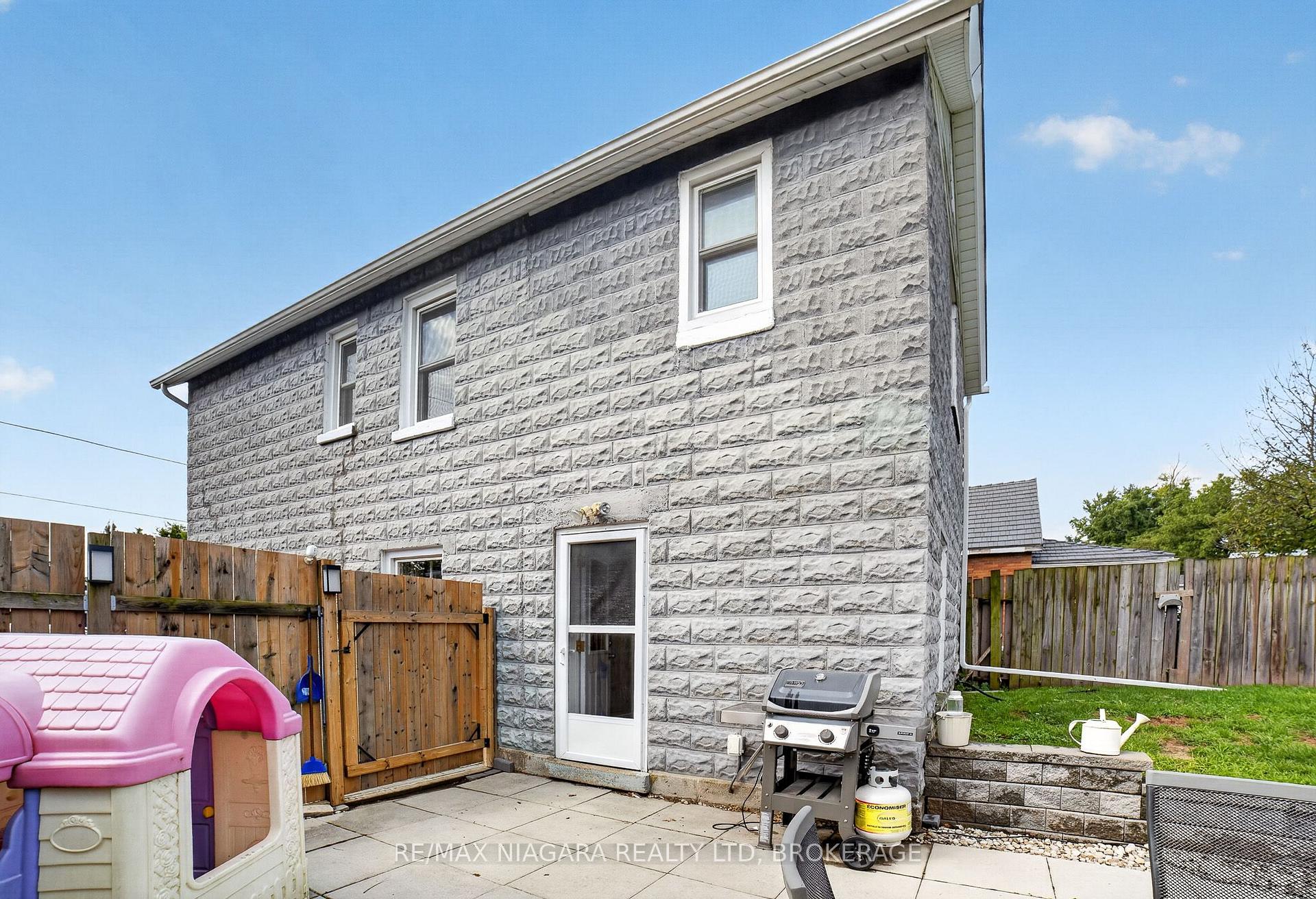 Photo 36 of 6303 Ker Street, Niagara Falls, Dorchester — HOMEH