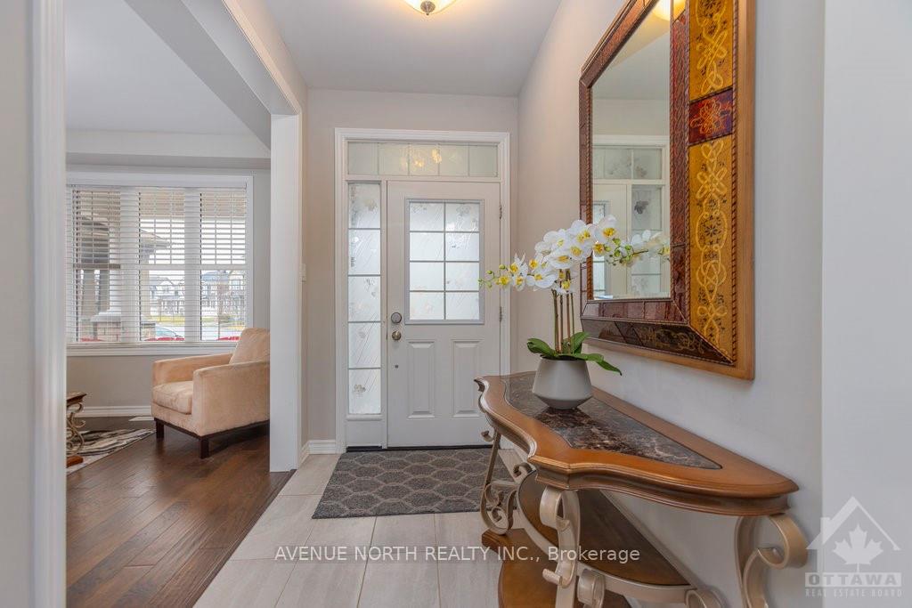 Photo 2 of 190 Bartonia Circle, Ottawa, Avalon West — HOMEH