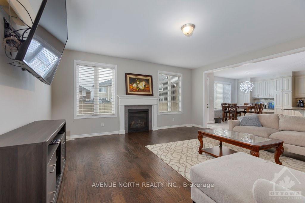 Photo 9 of 190 Bartonia Circle, Ottawa, Avalon West — HOMEH