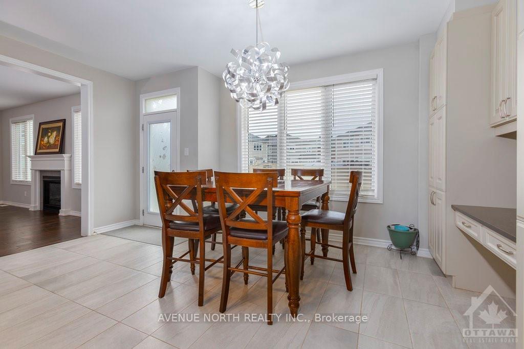 Photo 11 of 190 Bartonia Circle, Ottawa, Avalon West — HOMEH