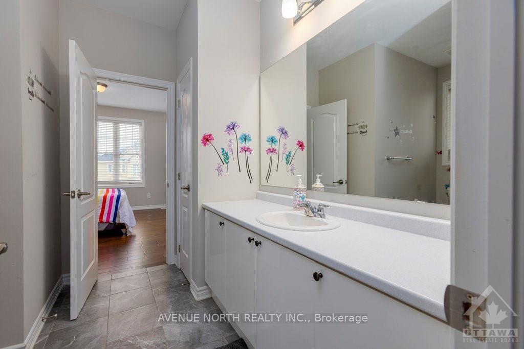Photo 16 of 190 Bartonia Circle, Ottawa, Avalon West — HOMEH