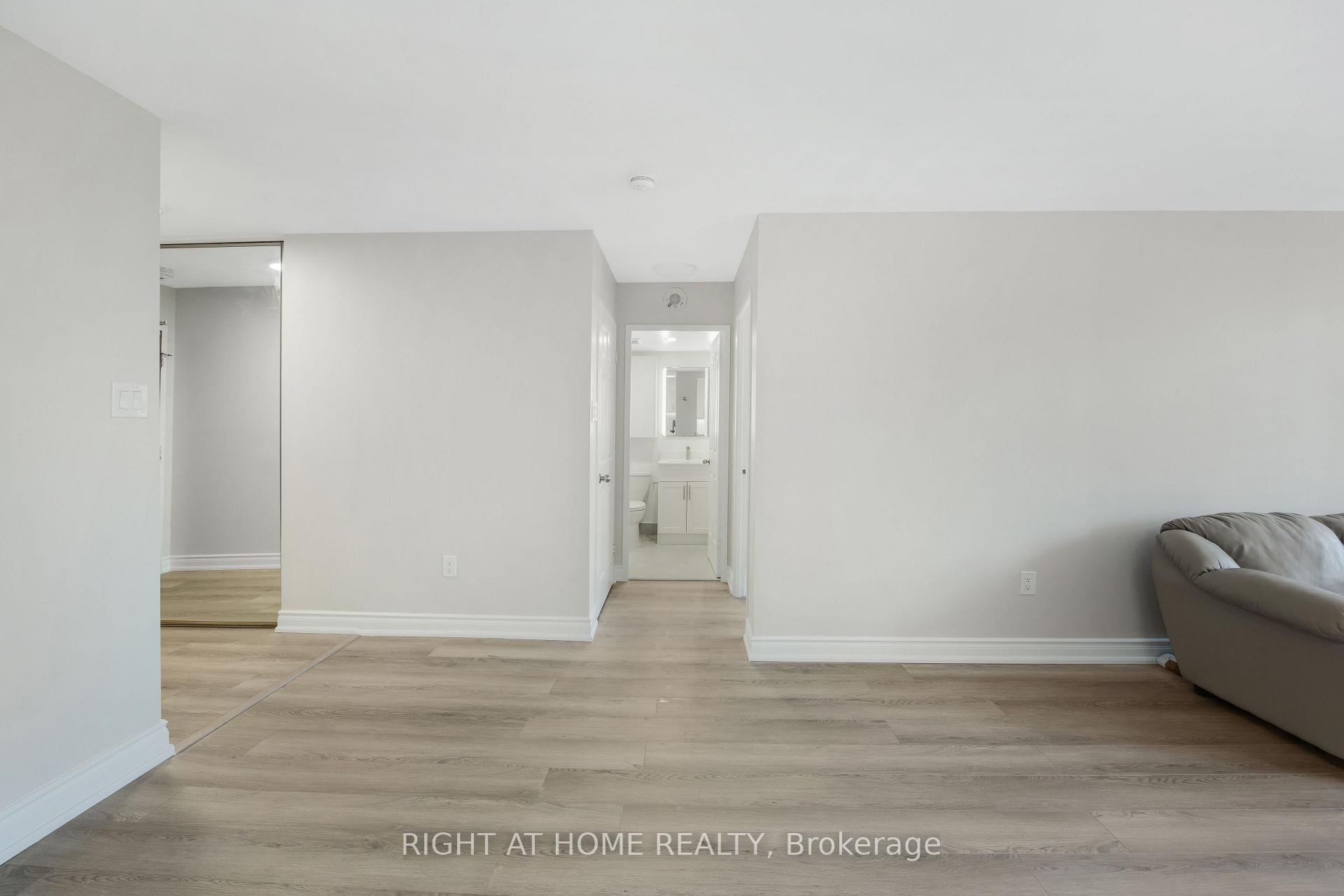Photo 9 of Unit 919, 45 Carlton Street, Toronto, Church-Yonge Corridor — HOMEH