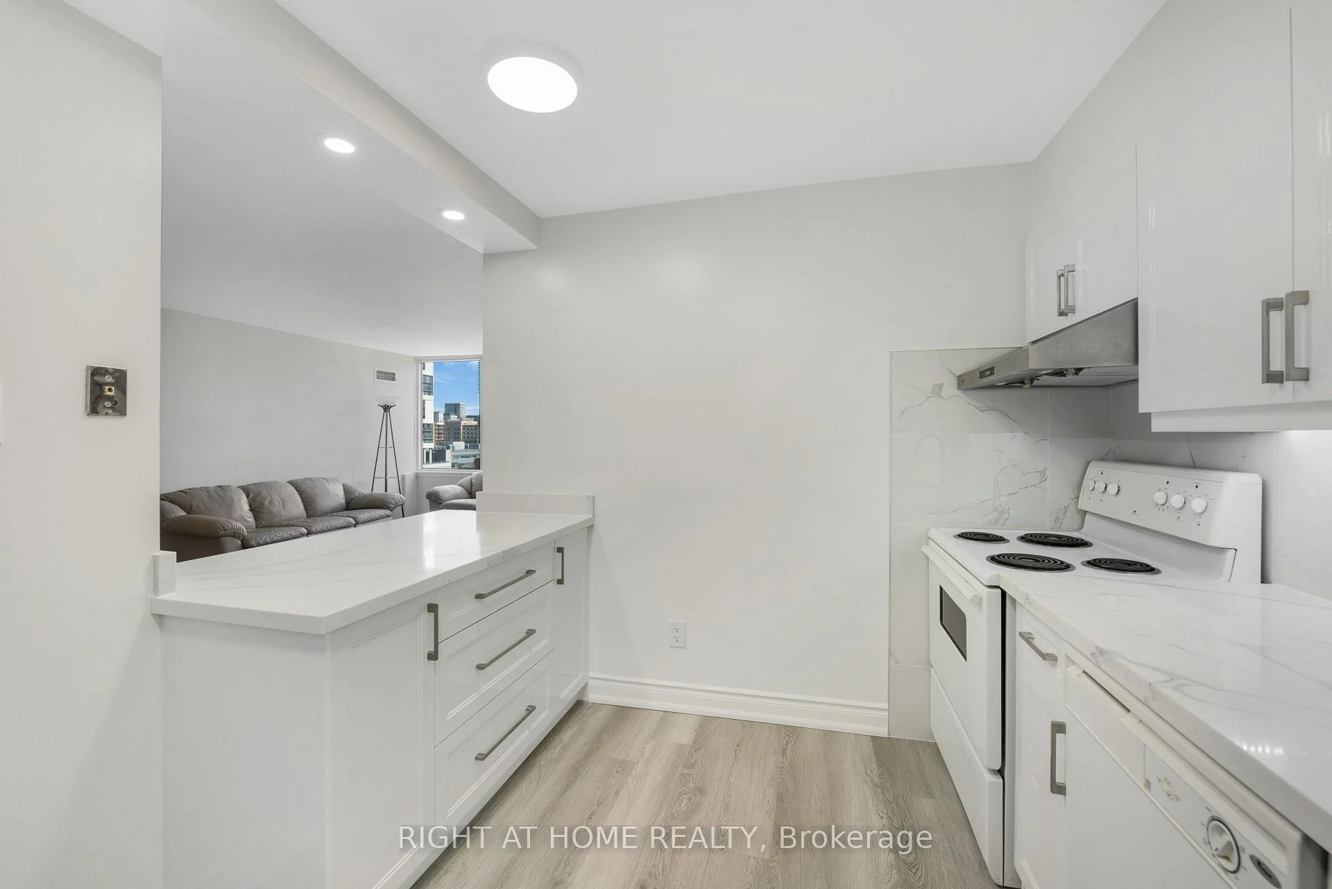 Photo 12 of Unit 919, 45 Carlton Street, Toronto, Church-Yonge Corridor — HOMEH