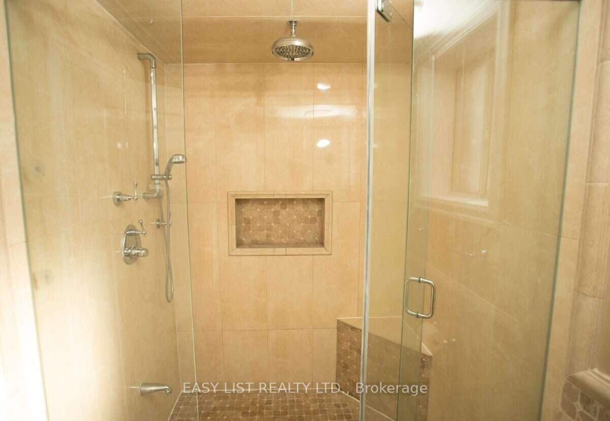 Photo 31 of 2 Princess Anne Crescent, Etobicoke, Princess-Rosethorn — HOMEH