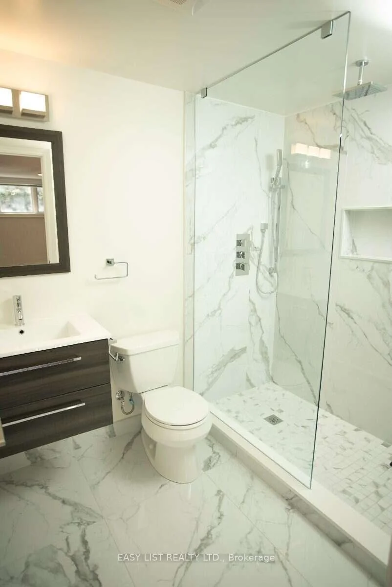 Photo 23 of 2 Princess Anne Crescent, Etobicoke, Princess-Rosethorn — HOMEH