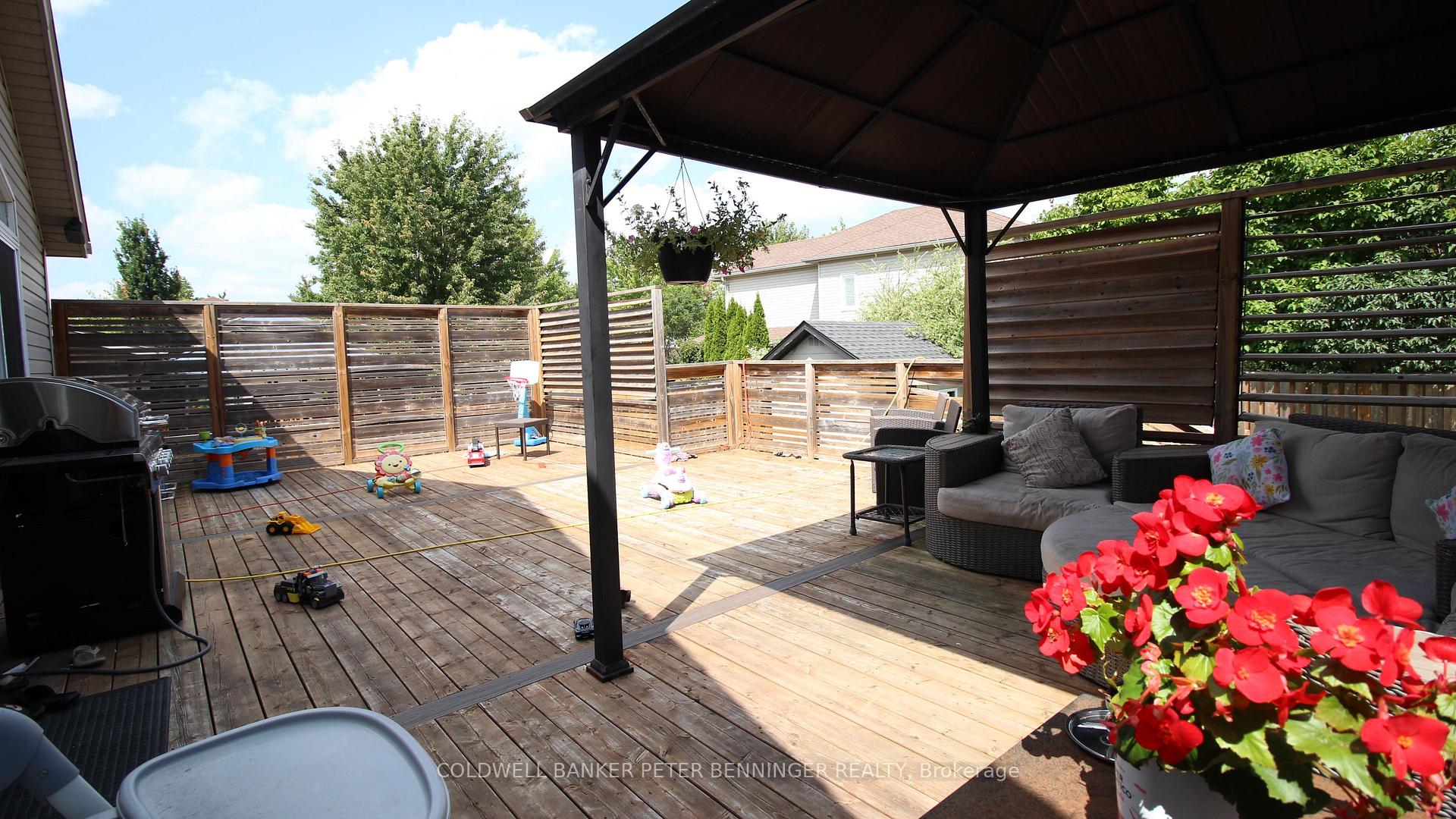 Photo 27 of 225 Holbeach Crescent, Waterloo, Colonial Acres — HOMEH