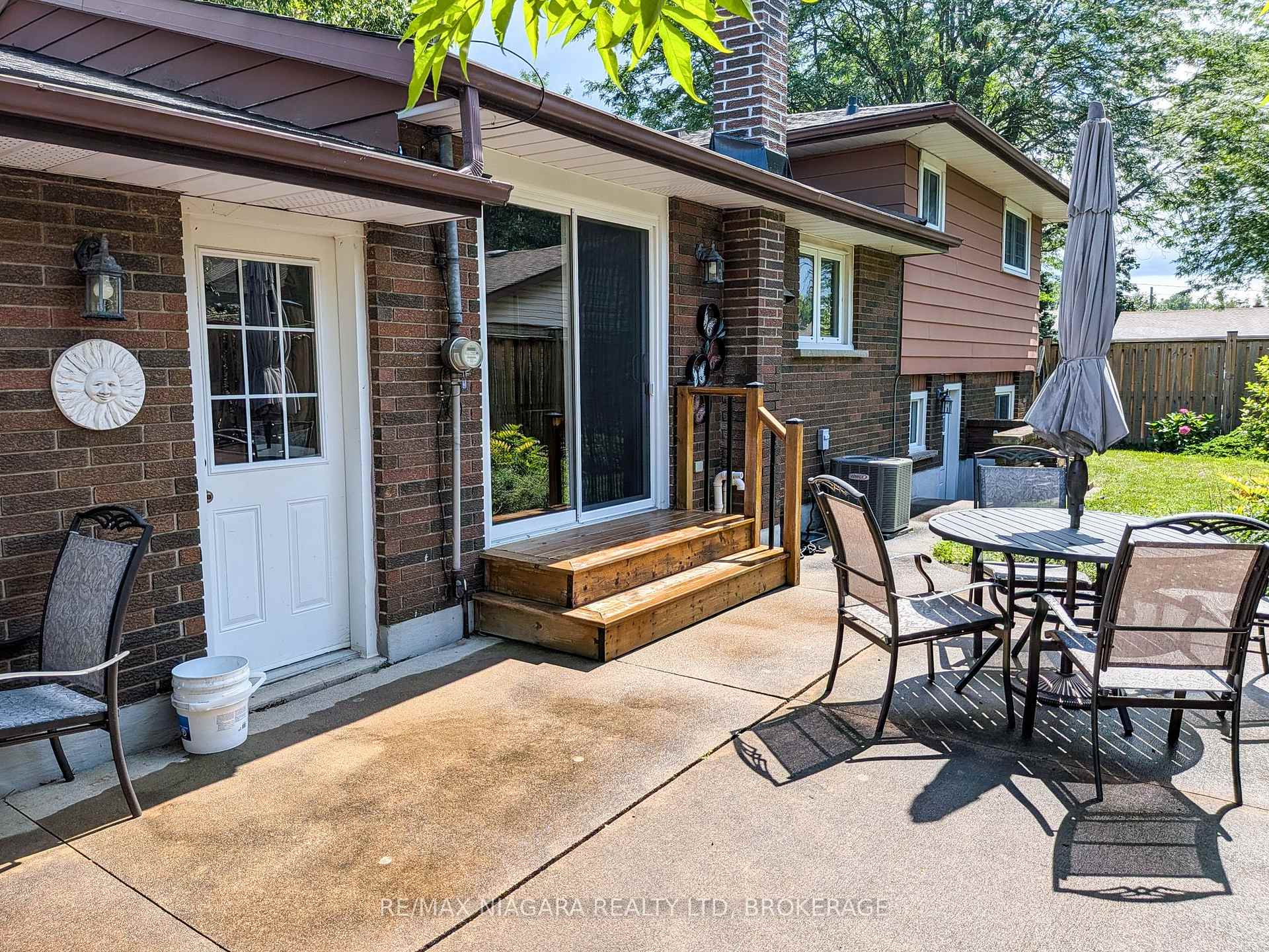 Photo 9 of 3139 Chipman Crescent, Niagara Falls, Chippawa — HOMEH