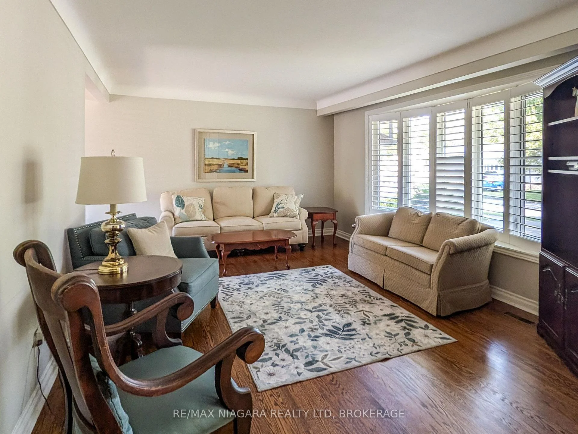 Photo 16 of 3139 Chipman Crescent, Niagara Falls, Chippawa — HOMEH