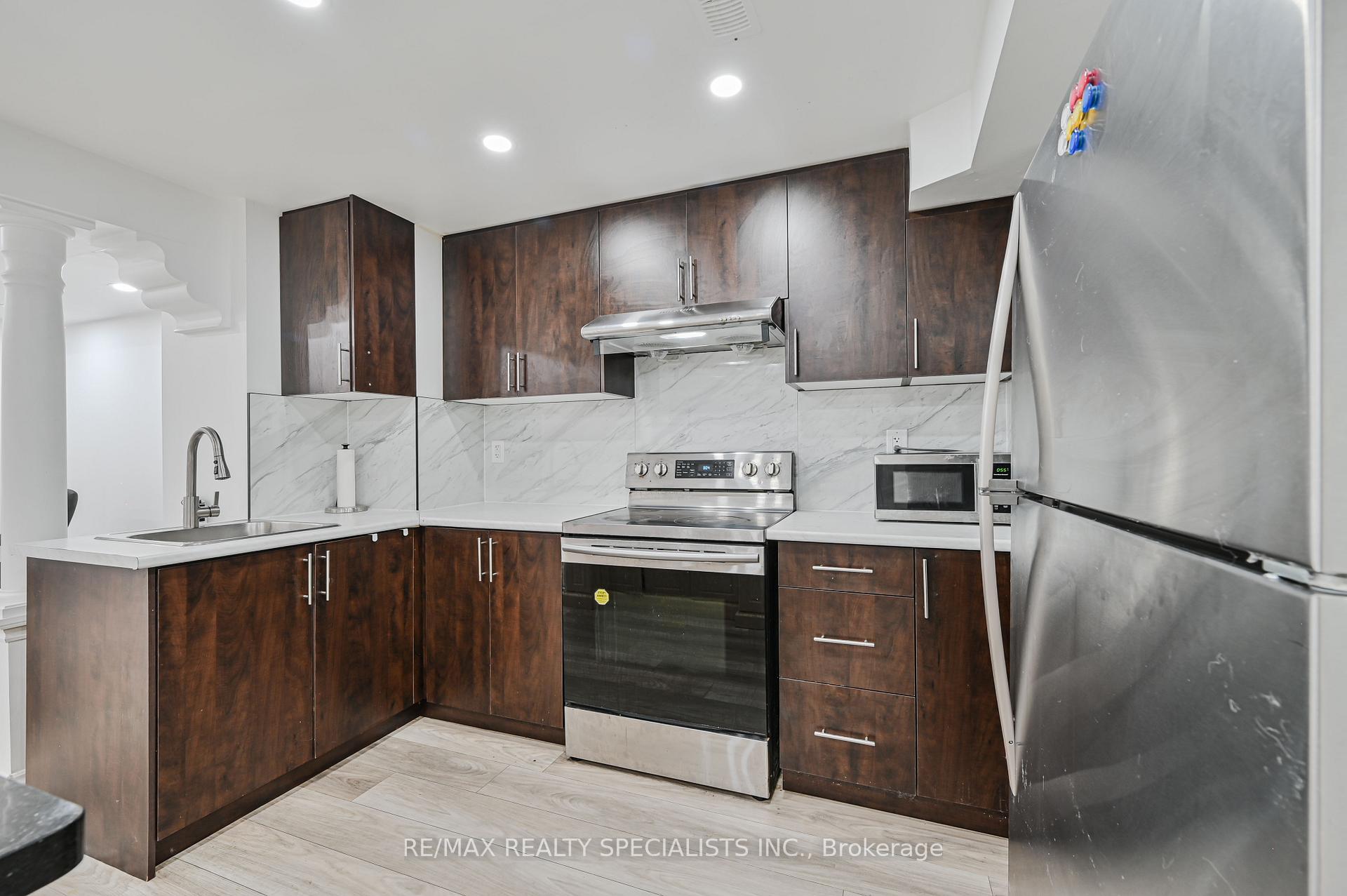 Photo 5 of Unit BSMT, 72 Village Lake Crescent, Brampton, Bramalea North Industrial — HOMEH