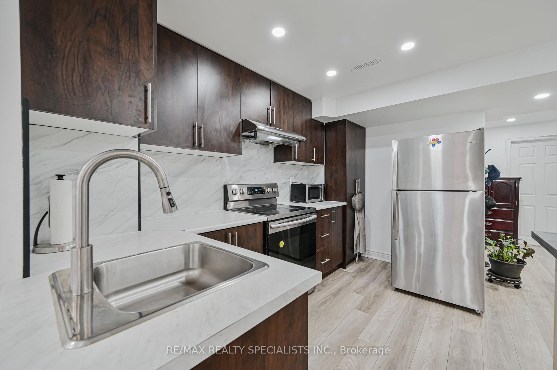 Photo 6 of Unit BSMT, 72 Village Lake Crescent, Brampton, Bramalea North Industrial — HOMEH