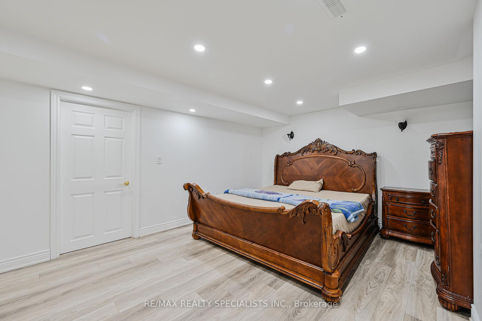 Photo 16 of Unit BSMT, 72 Village Lake Crescent, Brampton, Bramalea North Industrial — HOMEH