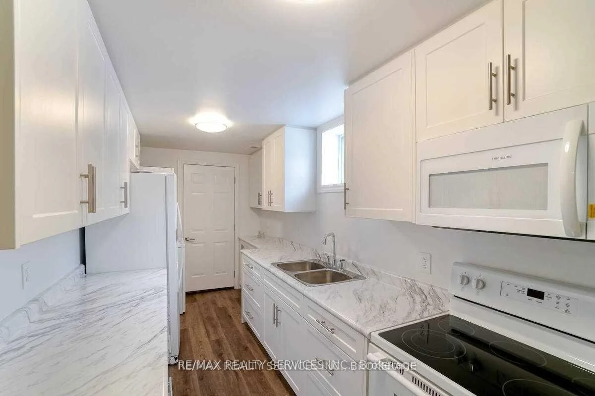Photo 22 of 70 Montjoy Crescent, Brampton, Central Park — HOMEH