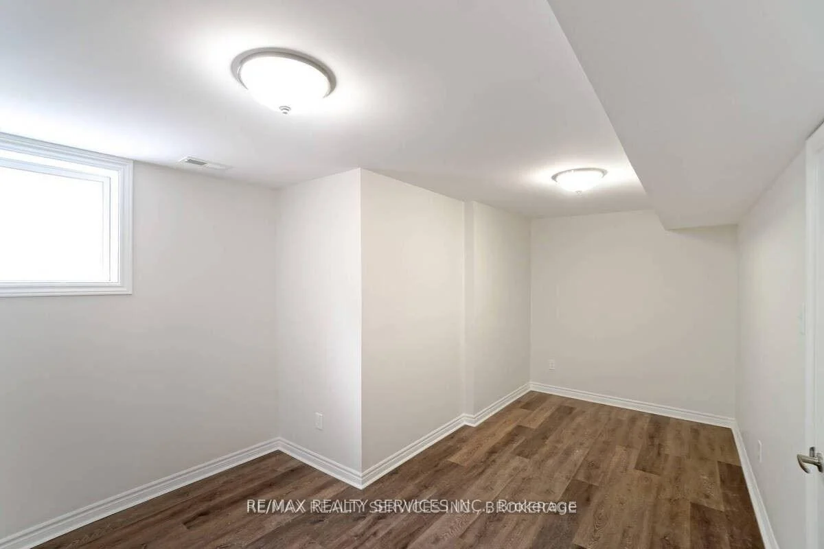 Photo 23 of 70 Montjoy Crescent, Brampton, Central Park — HOMEH