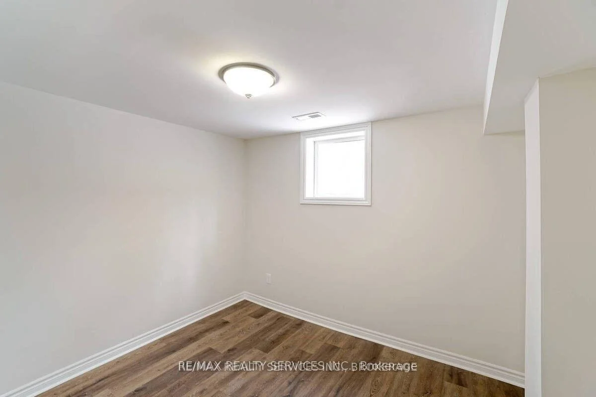 Photo 27 of 70 Montjoy Crescent, Brampton, Central Park — HOMEH