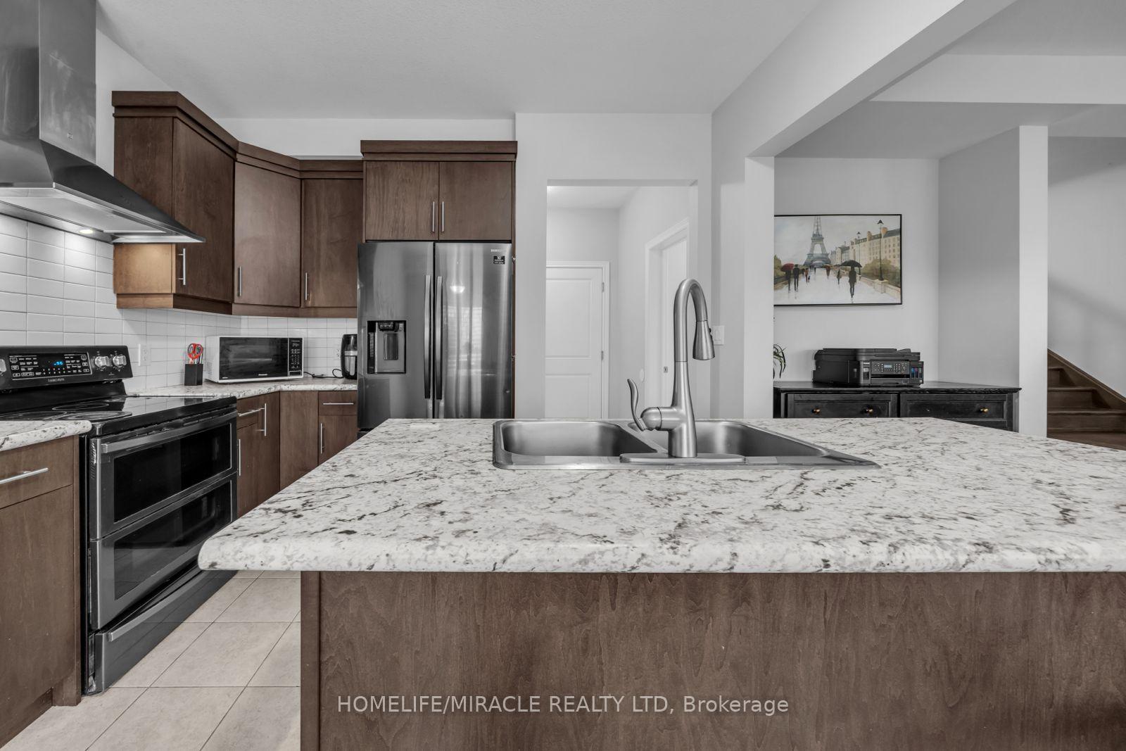 Photo 5 of 83 Monarch Street, Welland, Prince Charles — HOMEH